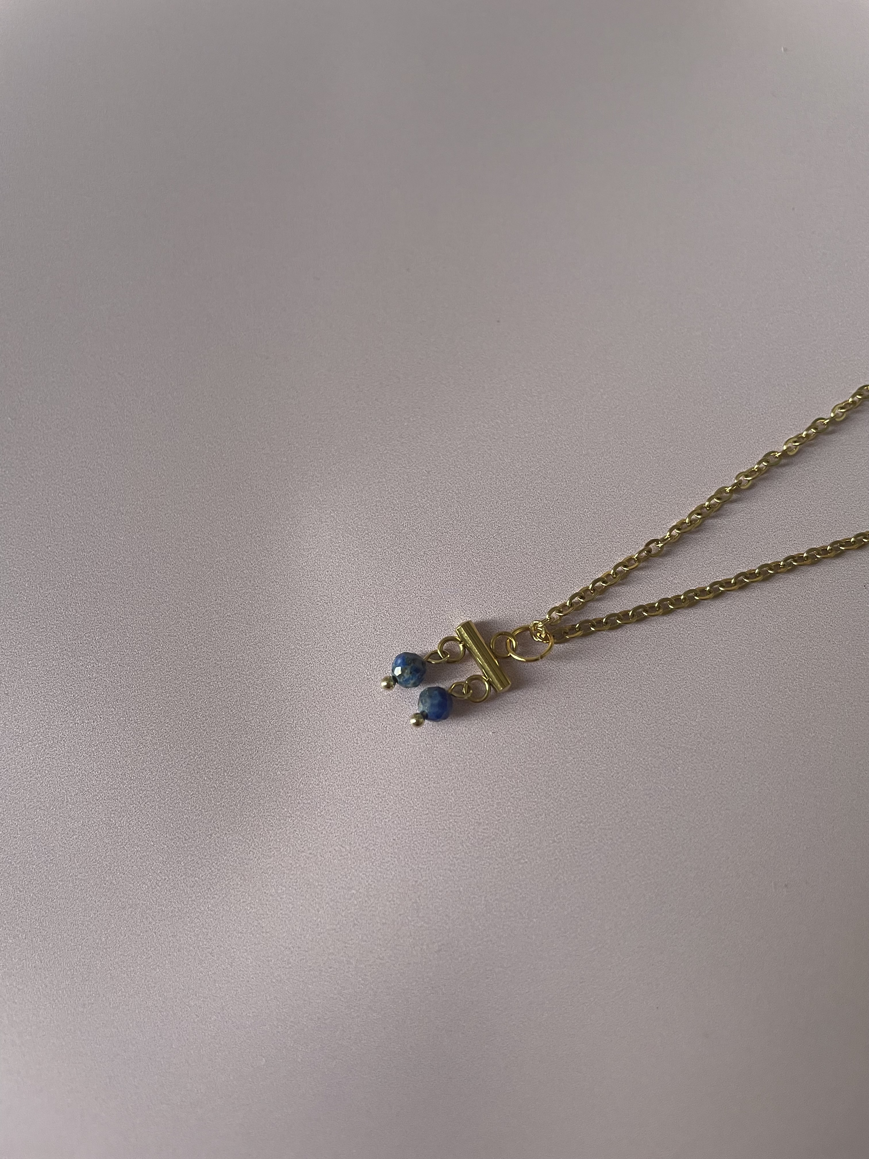Collier étoiles givrées : lapis-lazuli