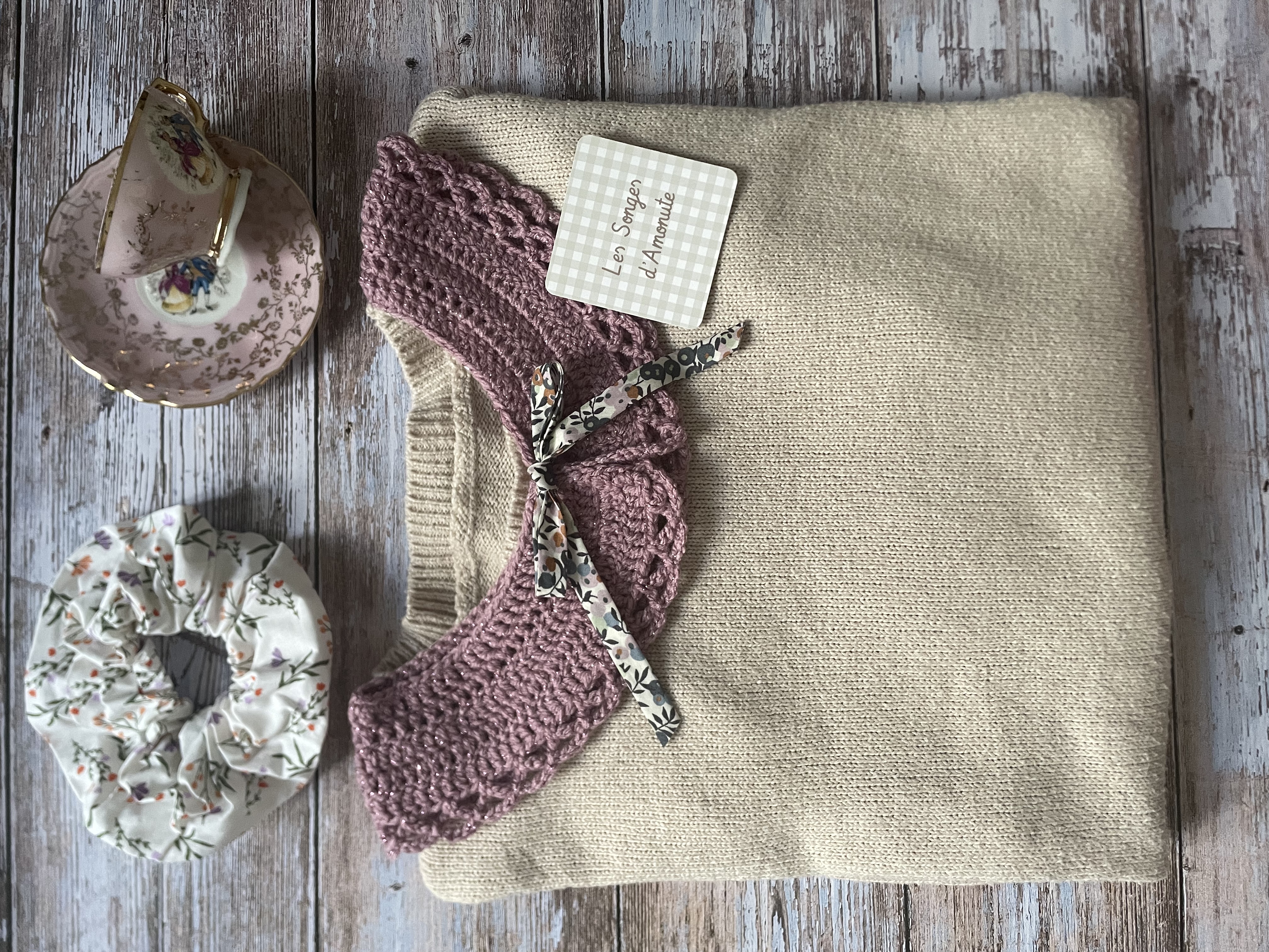 Col dentelle pailleté Biscuit glacé