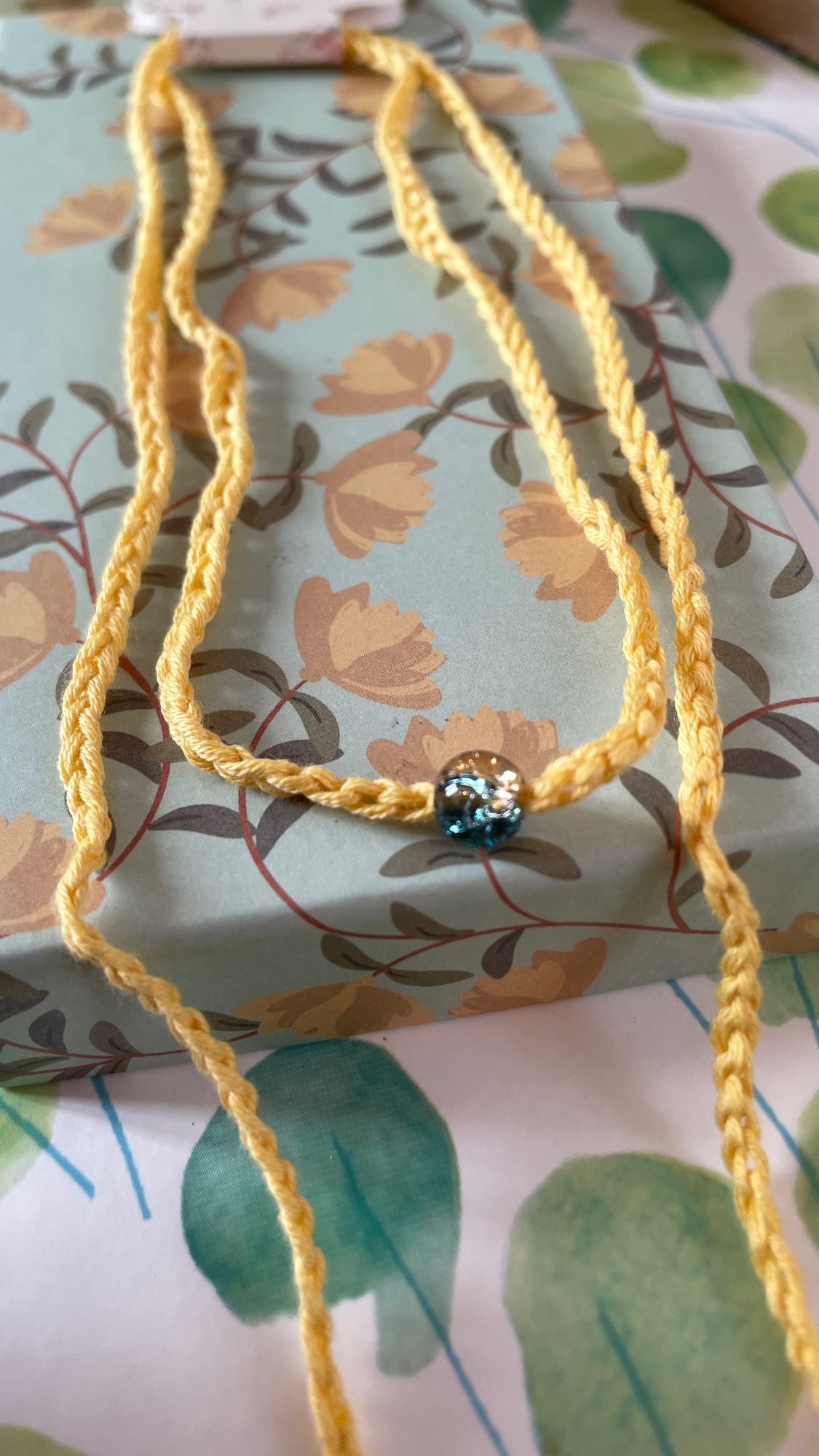 Collier choker Miel
