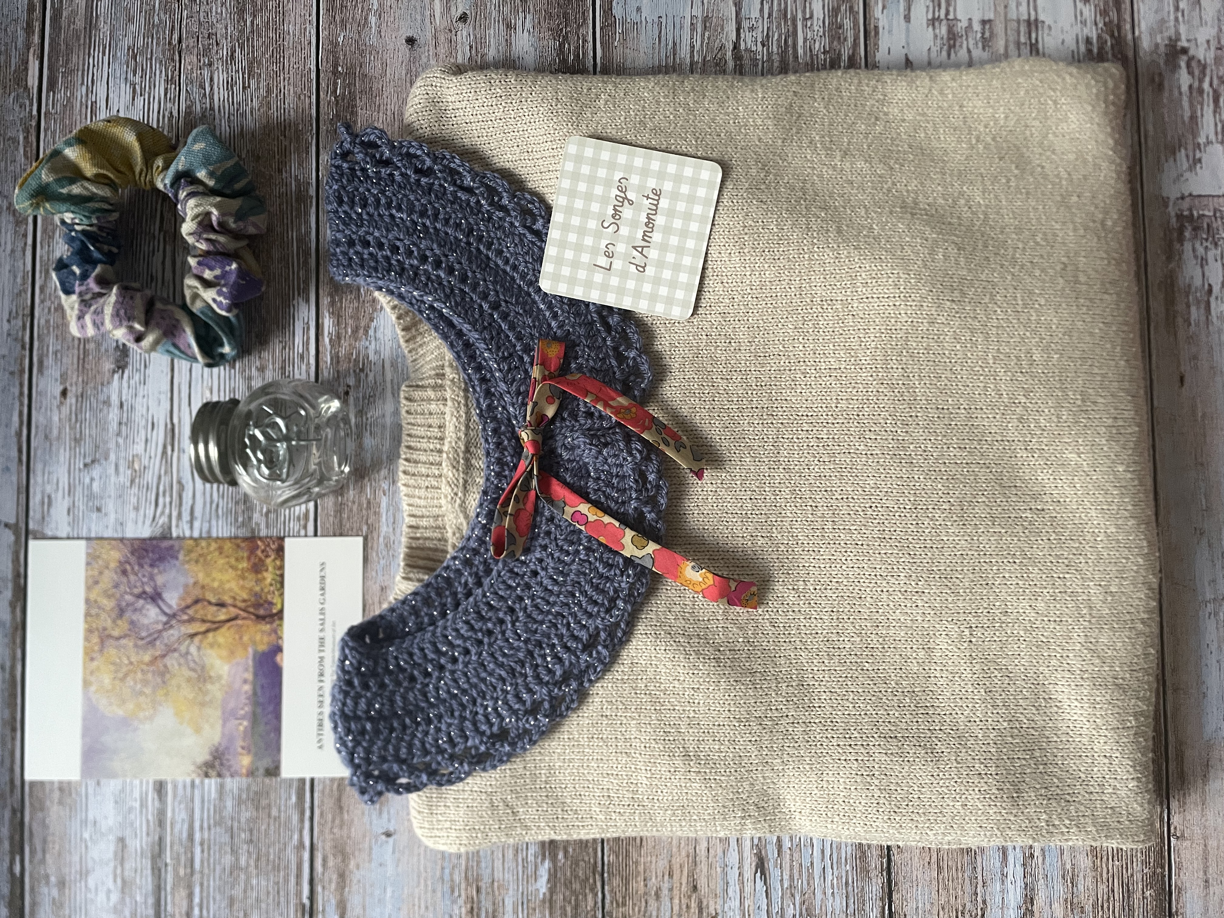 Col dentelle pailleté Baies sucrées