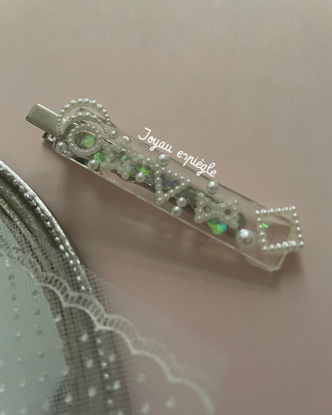 Pince à cheveux : Joyau espiègle