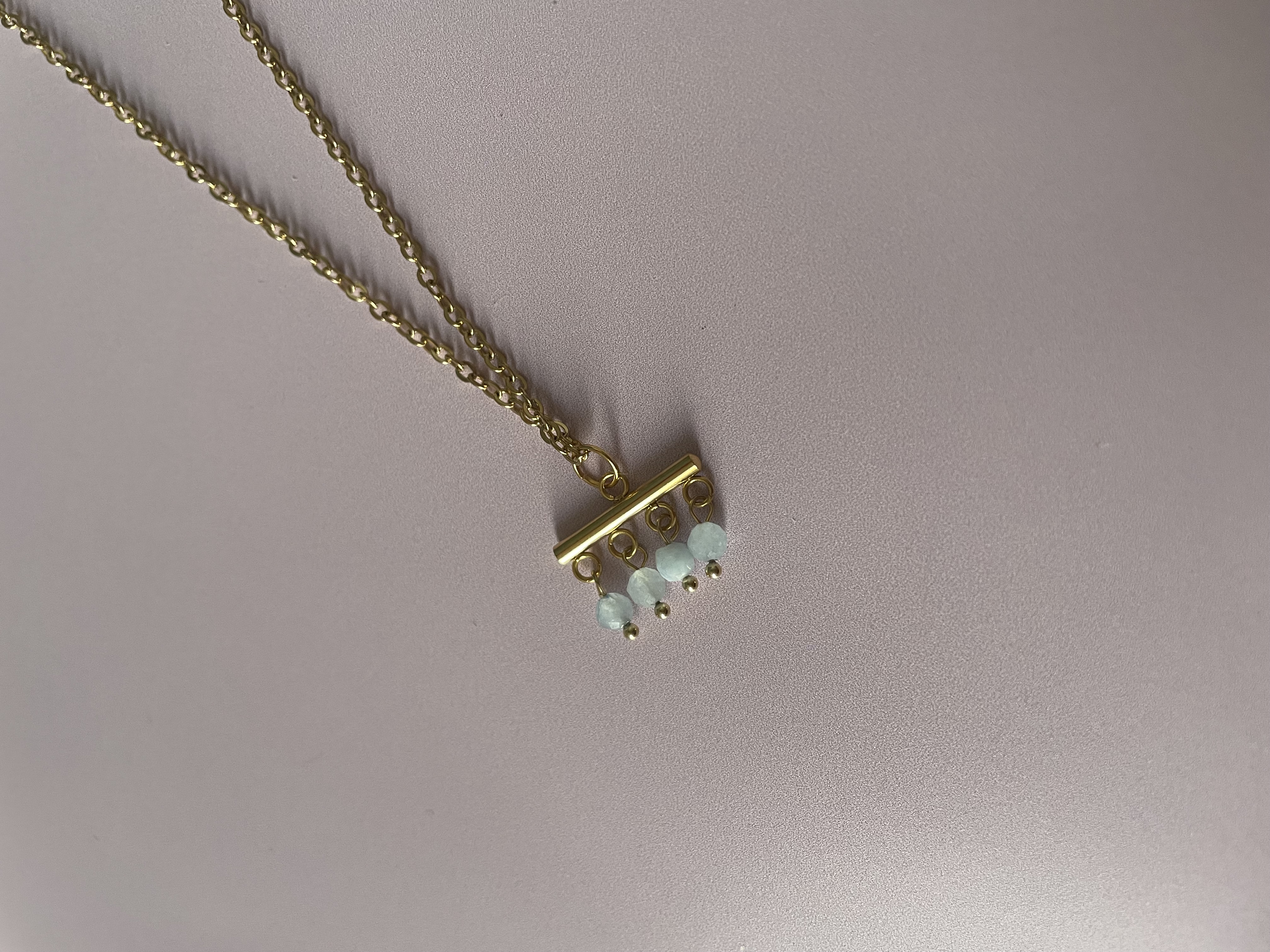 Collier étoiles givrées : aigue marine