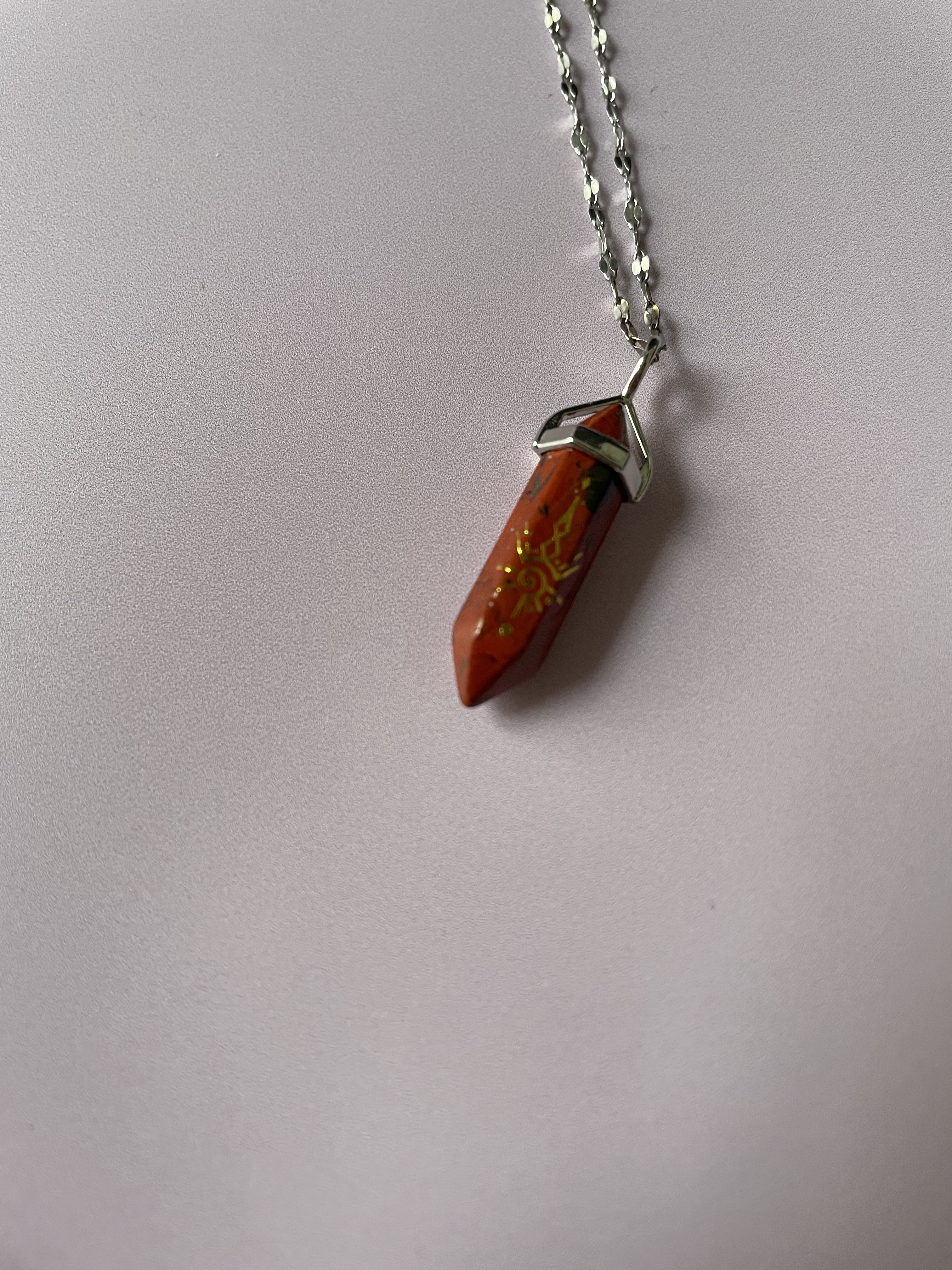 Collier POINTE : jaspe rouge