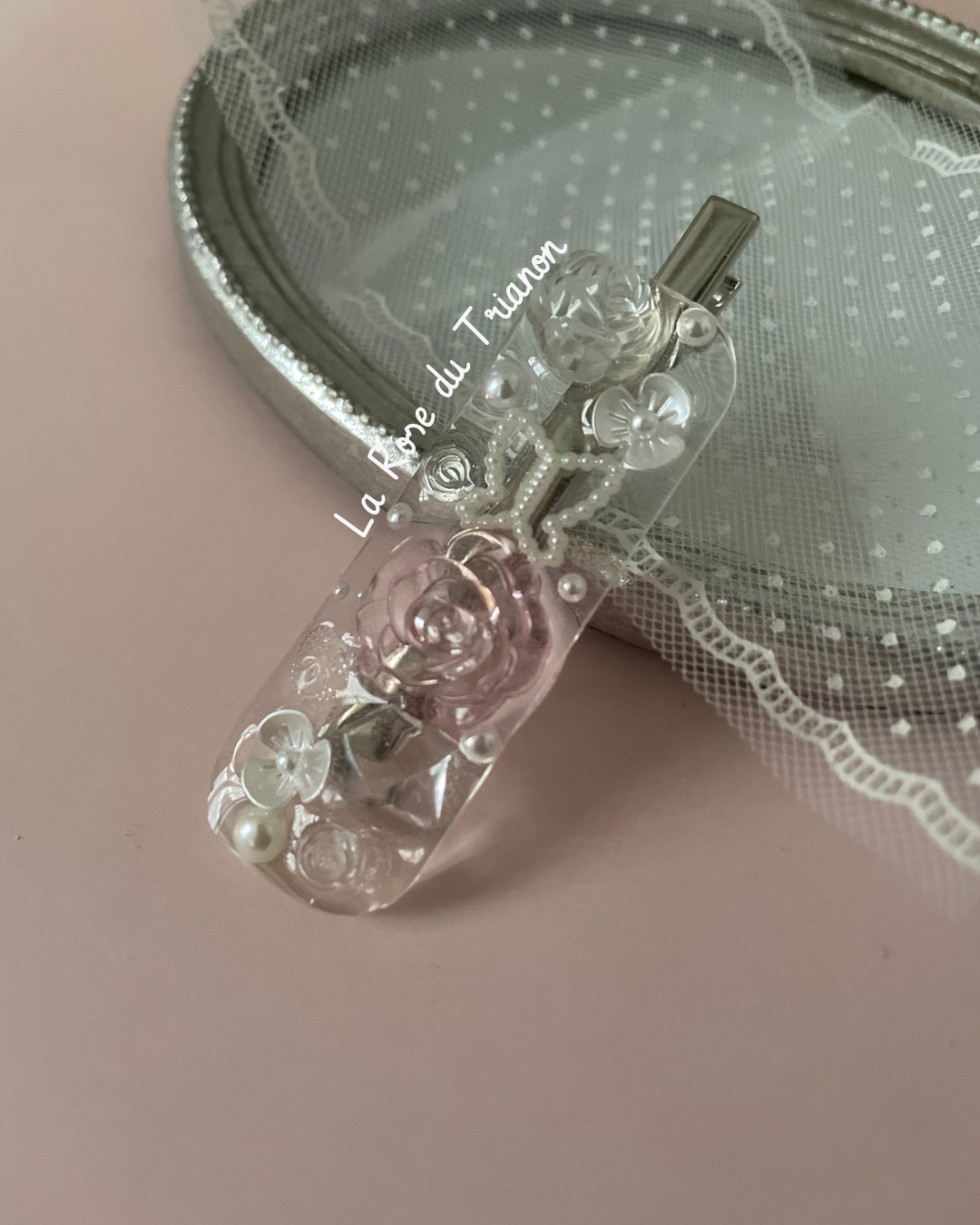 Pince à cheveux : La Rose du Trianon
