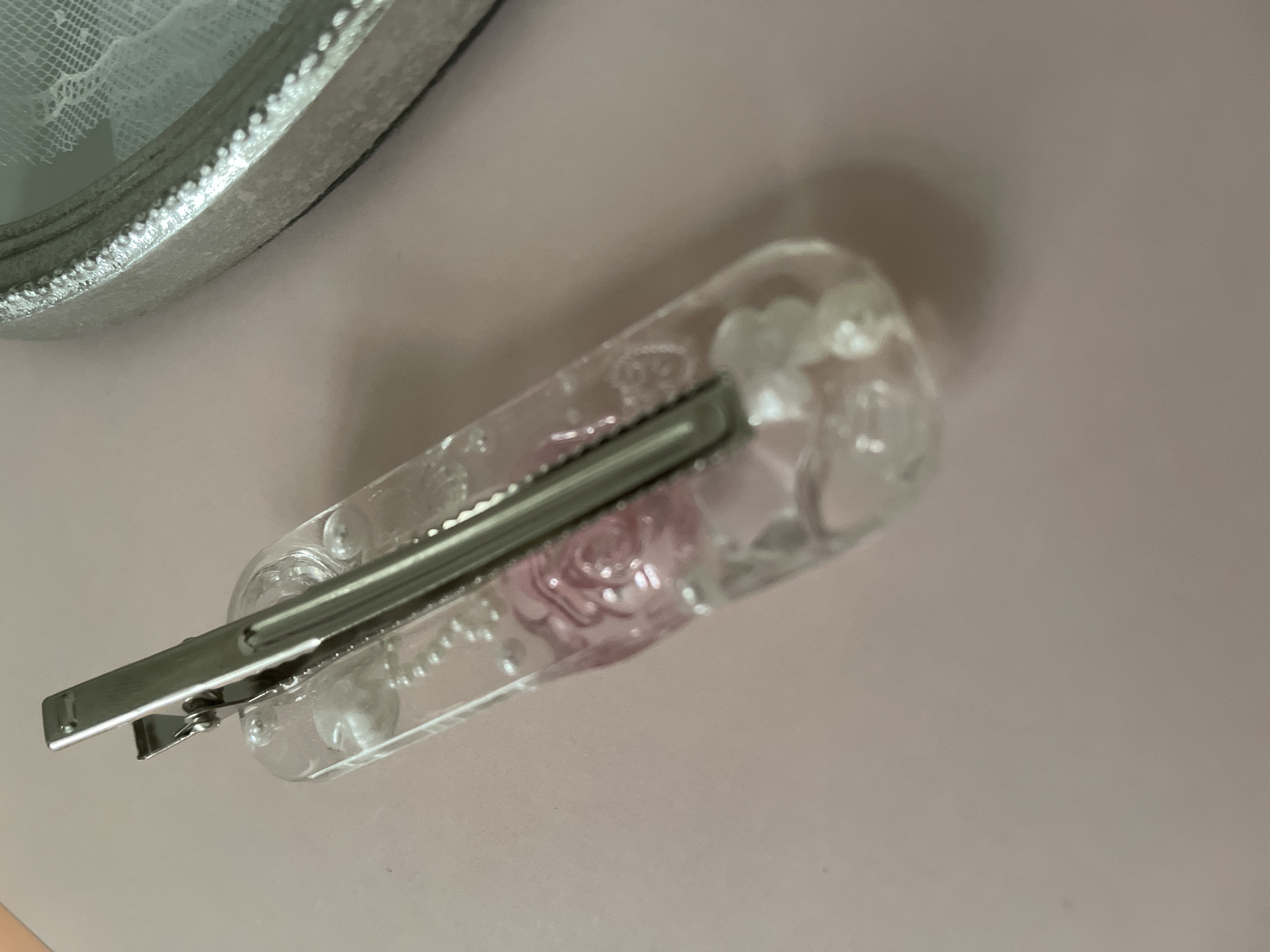 Pince à cheveux : La Rose du Trianon