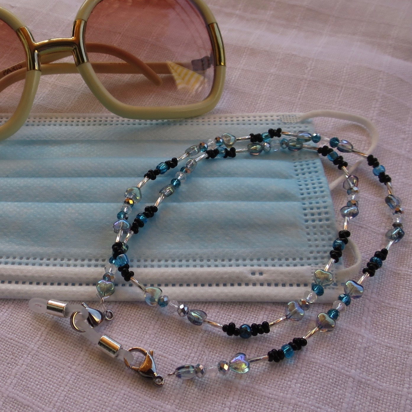 Masken-/Brillenkette blau