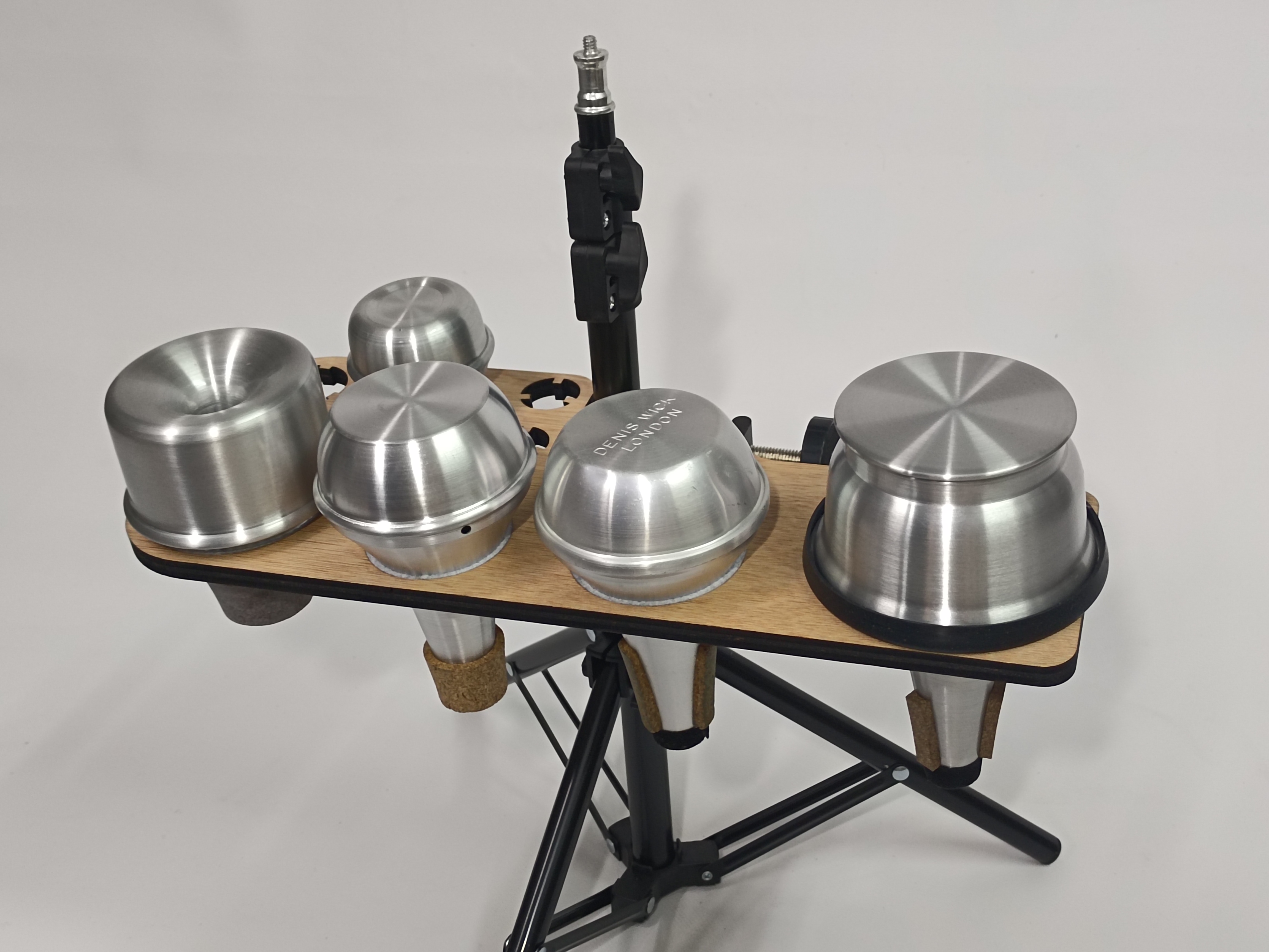 BANDEJA COMPACTA CONVENCIONAL DE 5 SORDINAS PARA ESTUDIO DE GRABACIÓN