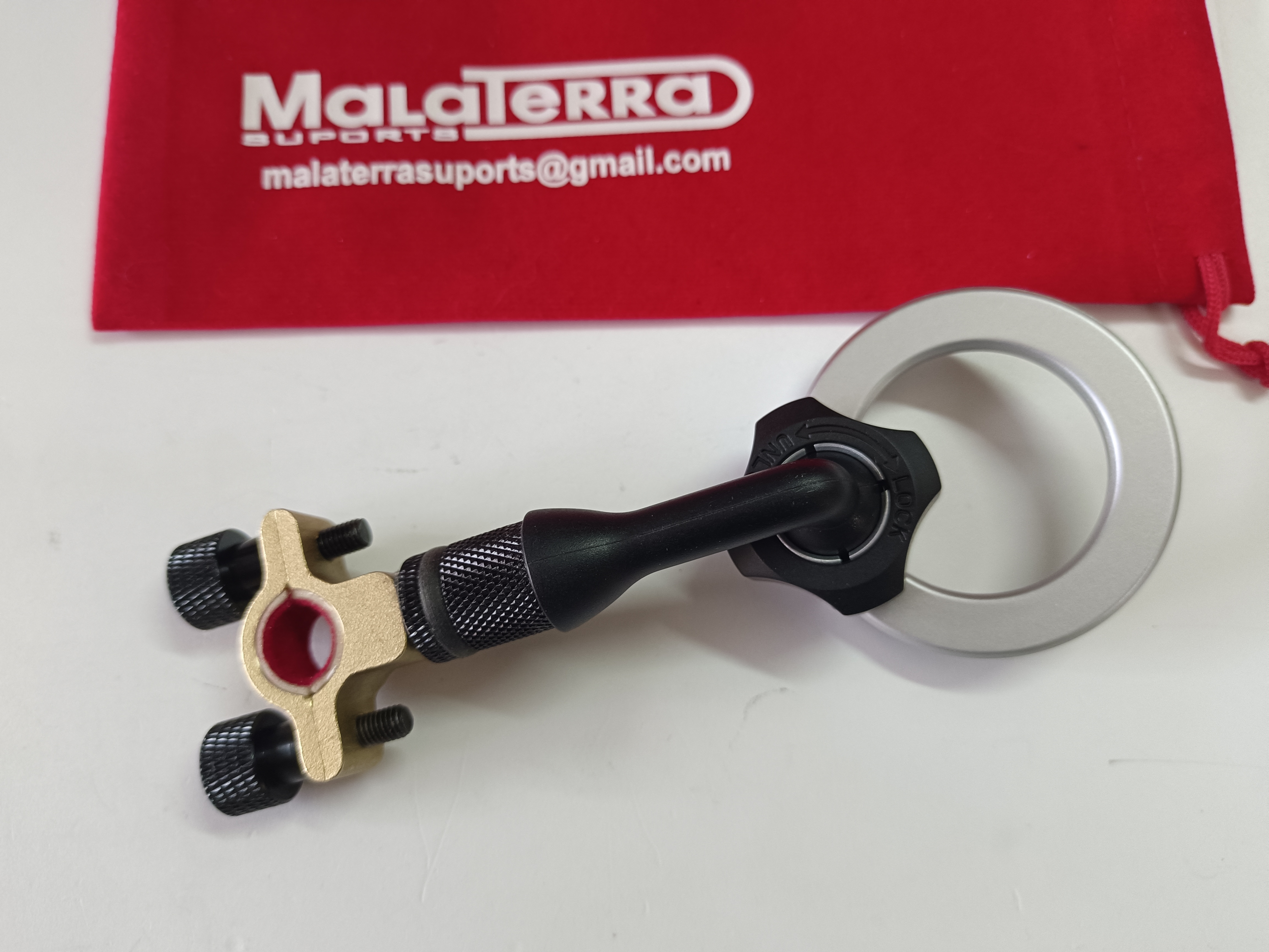 ATRIL DE IMAN PARA TROMPETA "XTREM5  MAGSAFE  IPHONE"