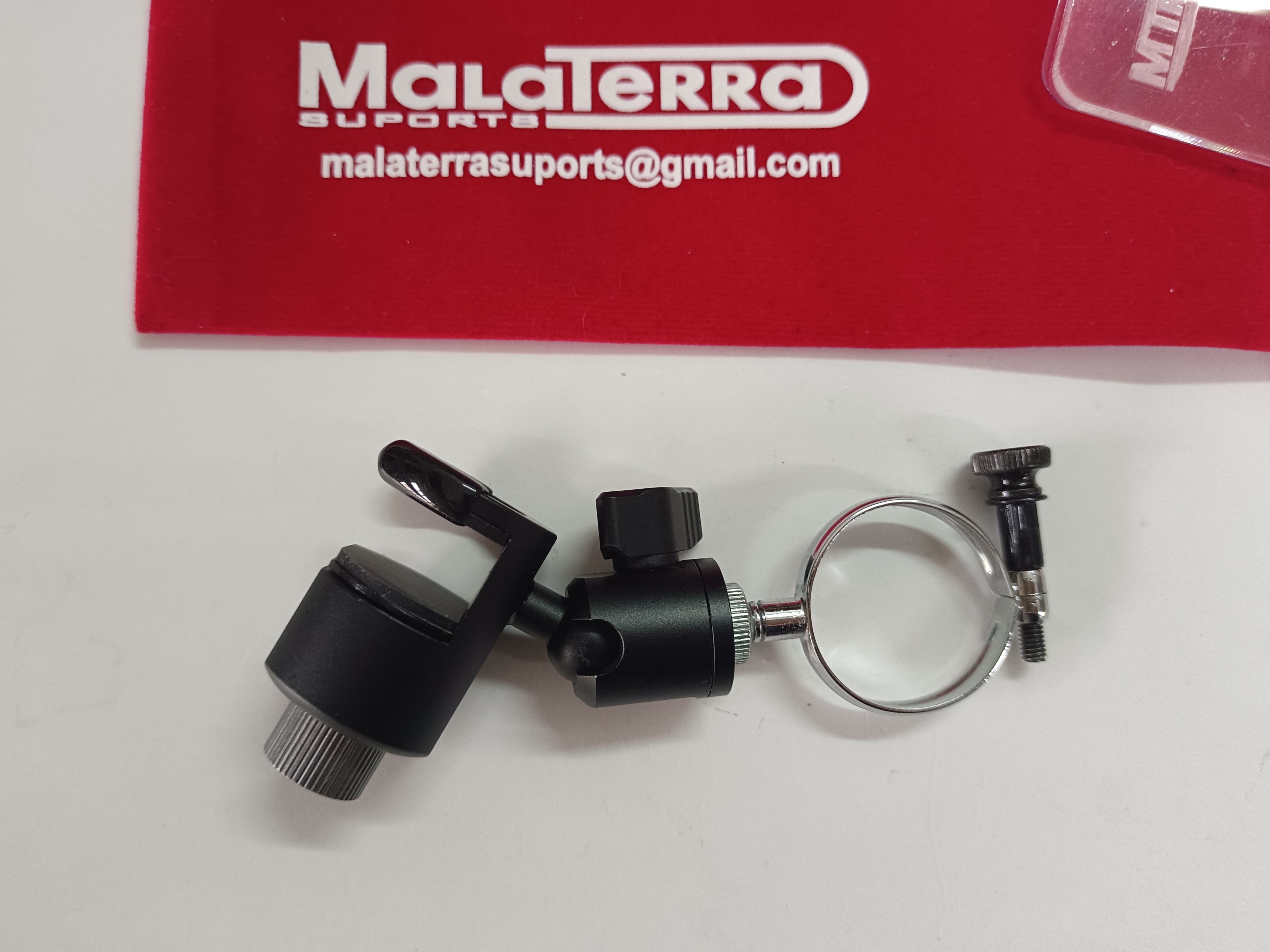 ATRIL CENTRAL DE CLARINETE ARTICULADO MIXTO YAMAHA