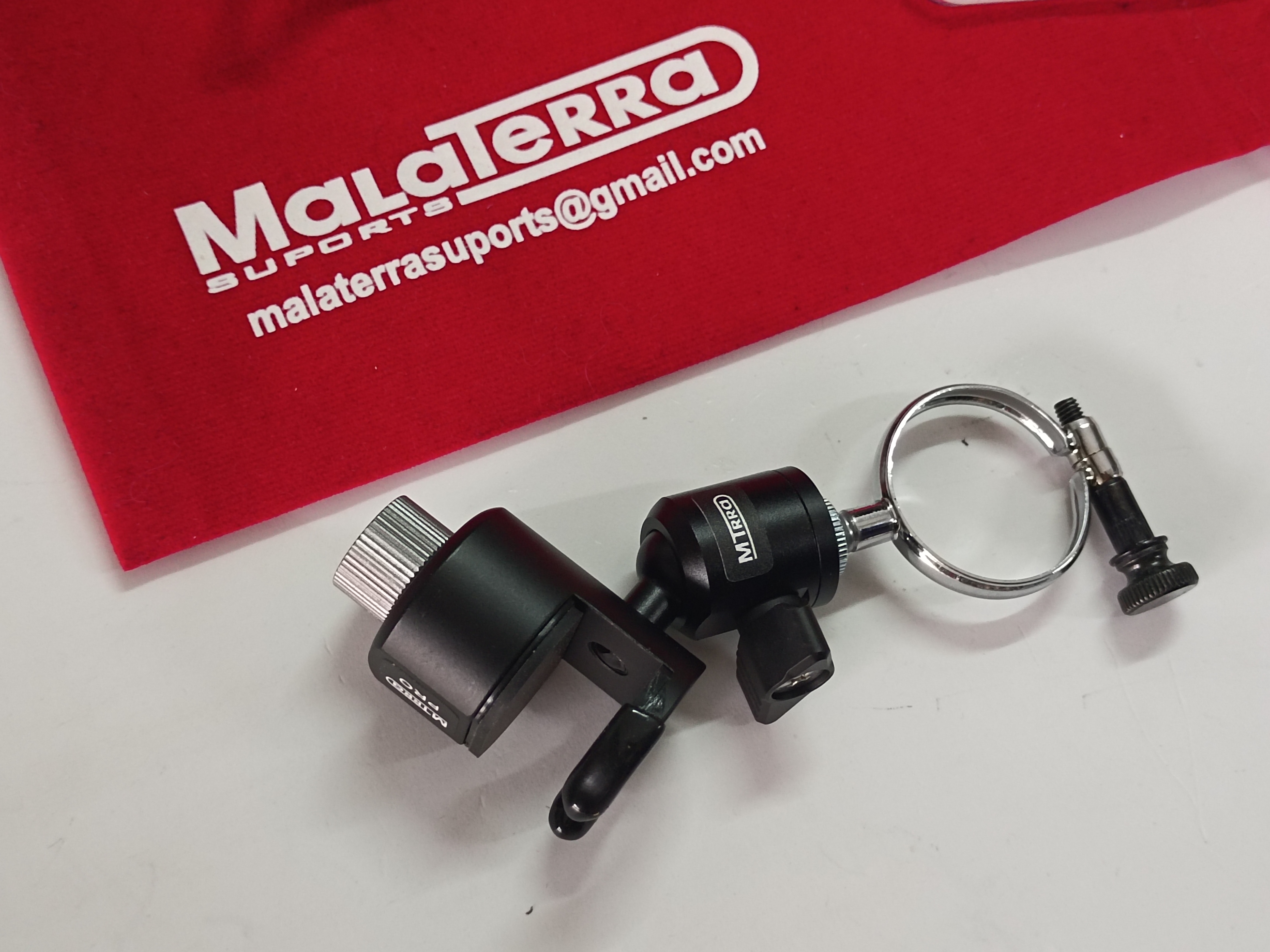 ATRIL CENTRAL DE CLARINETE ARTICULADO MIXTO BUFFET