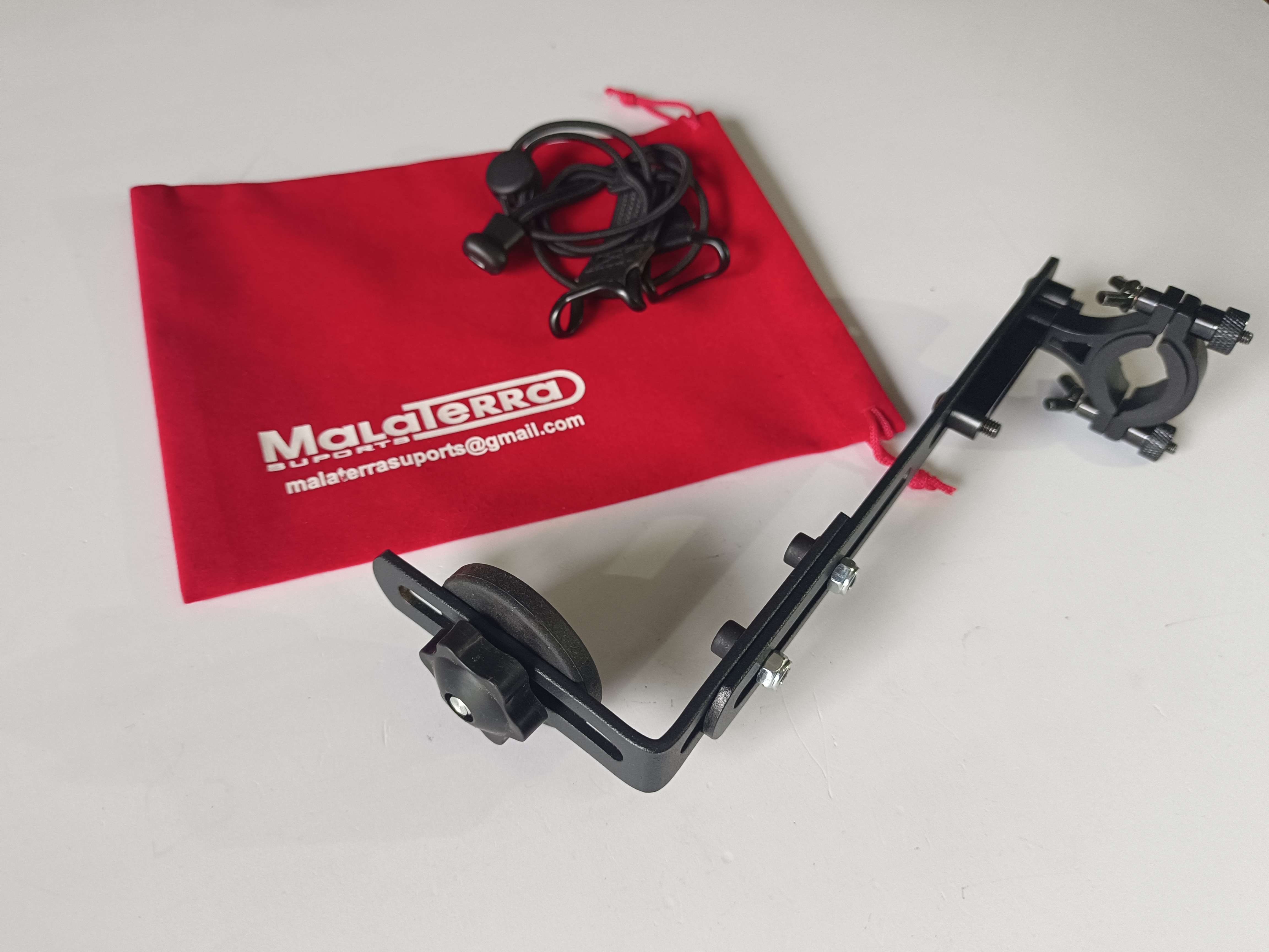 ATRIL DE TROMBON ECONOMICO " I S - 1 " AL TUDEL REGULABLE CON SUJECIÓN IMAN SOLO PARA SISTEMAS DIGITALES