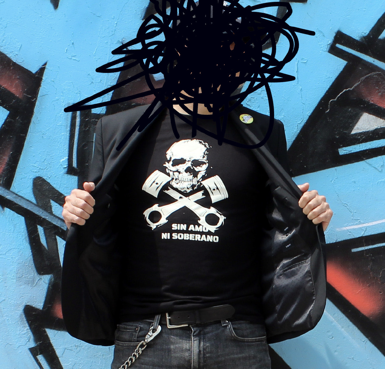 Sin Amo Ni Soberano Skull T-Shirt