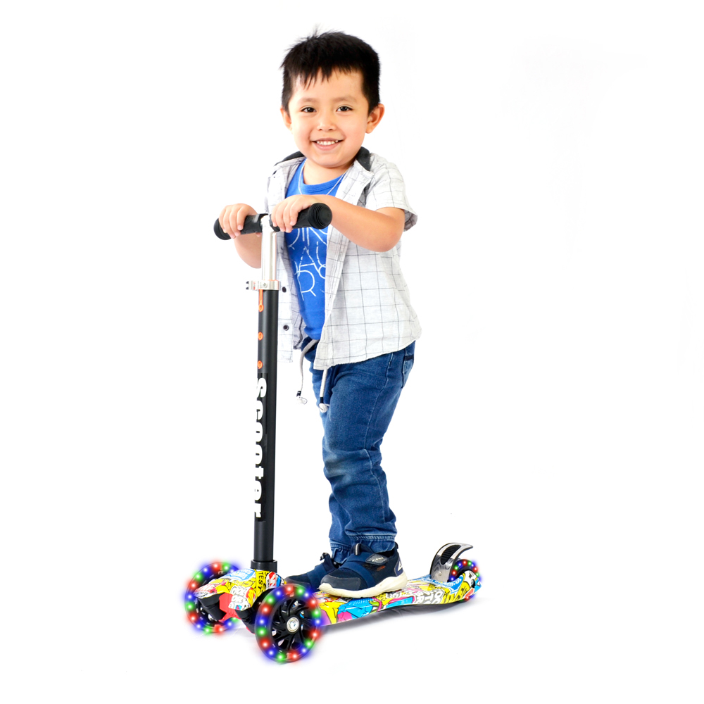 iNFANCiA FELiZ Scooter E, monopatín, patín del Diablo, Patinete con 4 Ruedas Luz Led para Niños de 3 a 12 años, diseño graffit, Ligero y fácil de almacenar
