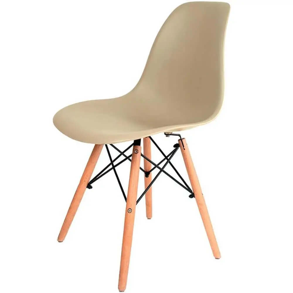 Cadeira Charles 1102 em Polipropileno e Base Madeira OR Design