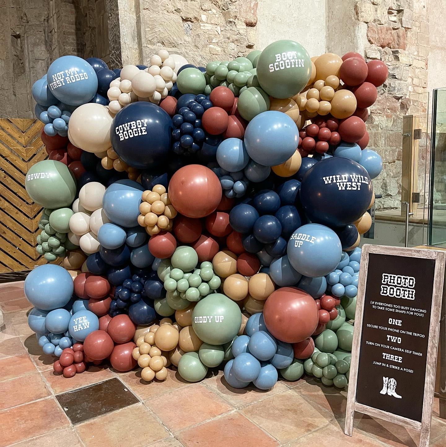 Spectacularly Grande 30th Birthday Arrangement