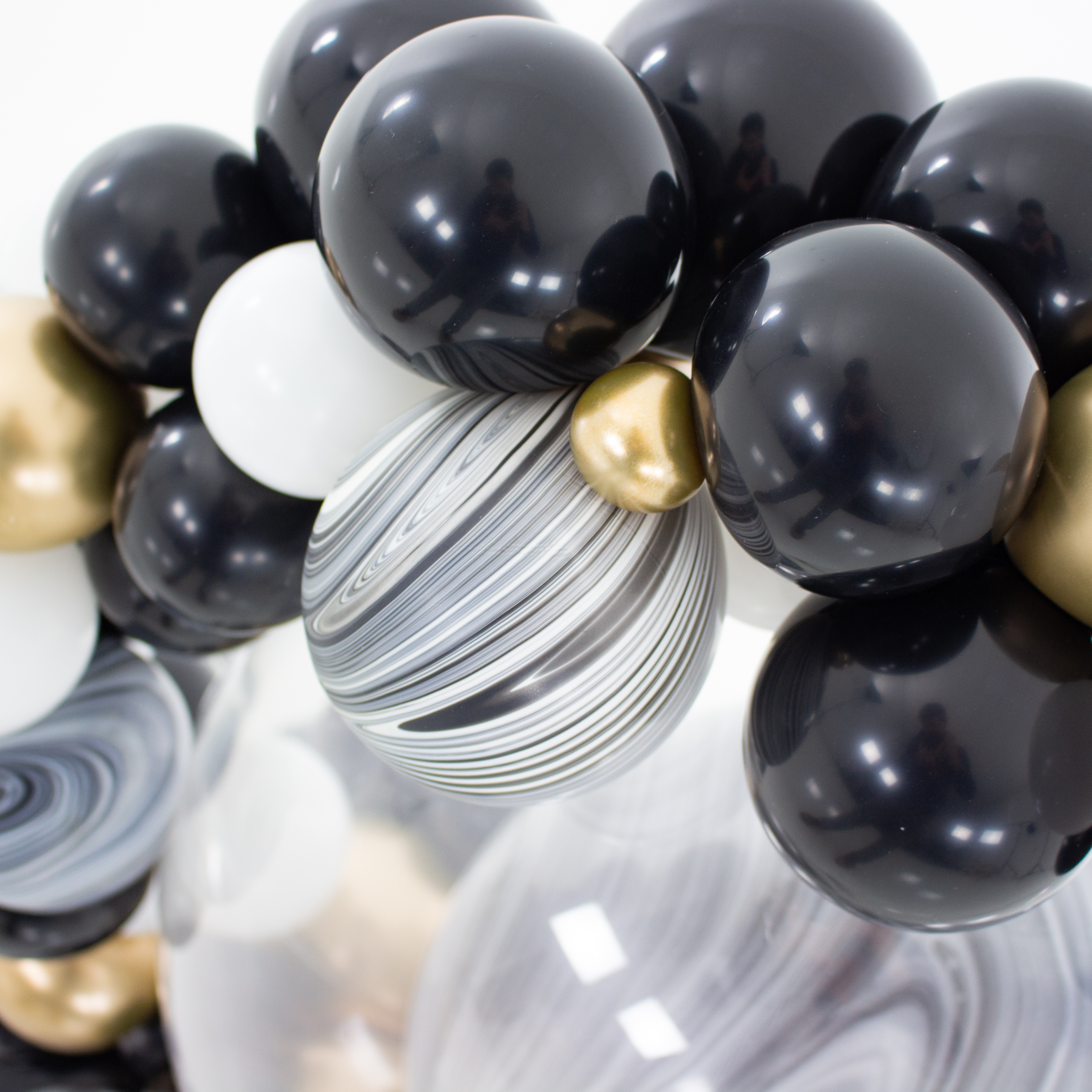 Marble-themed balloon hug