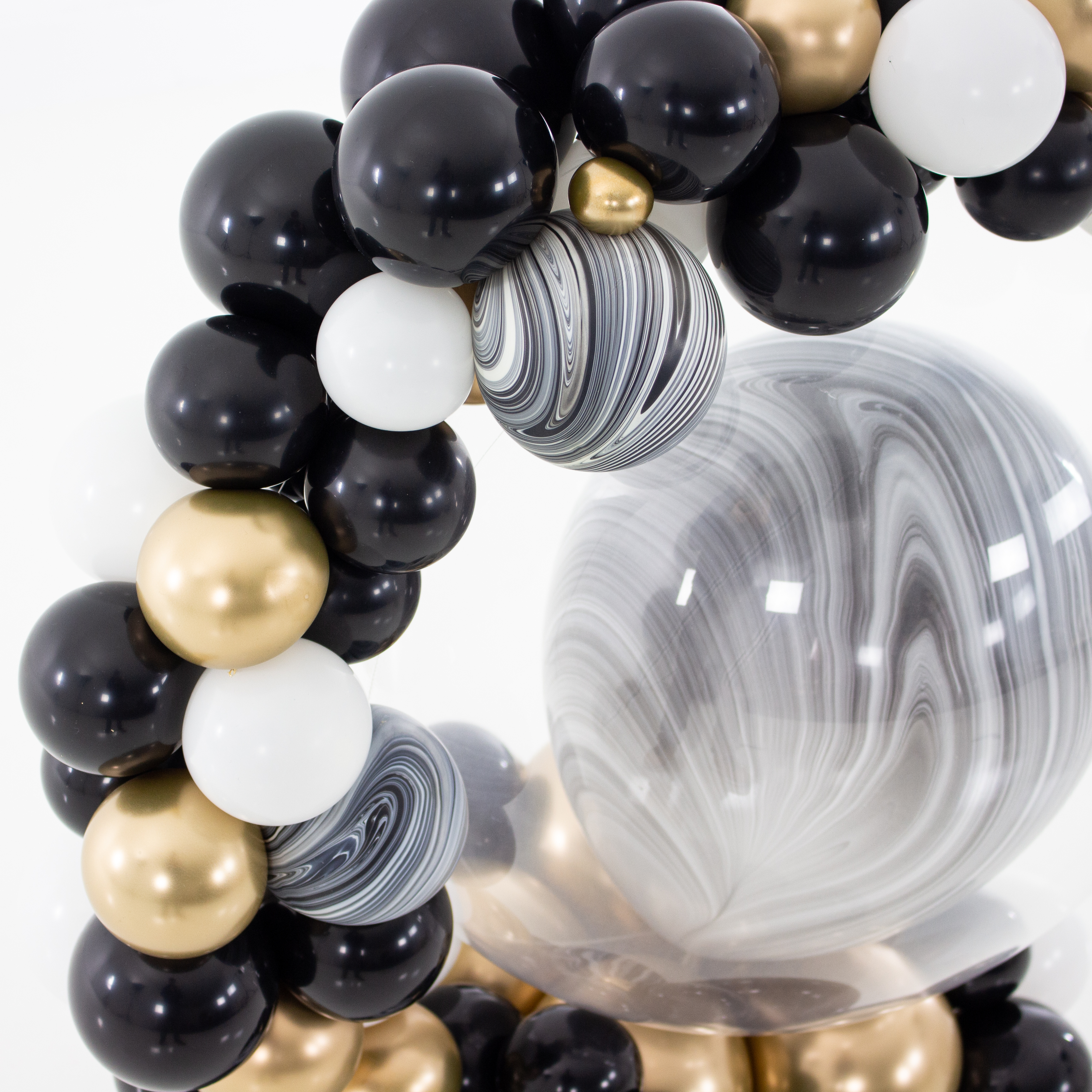 Marble-themed balloon hug