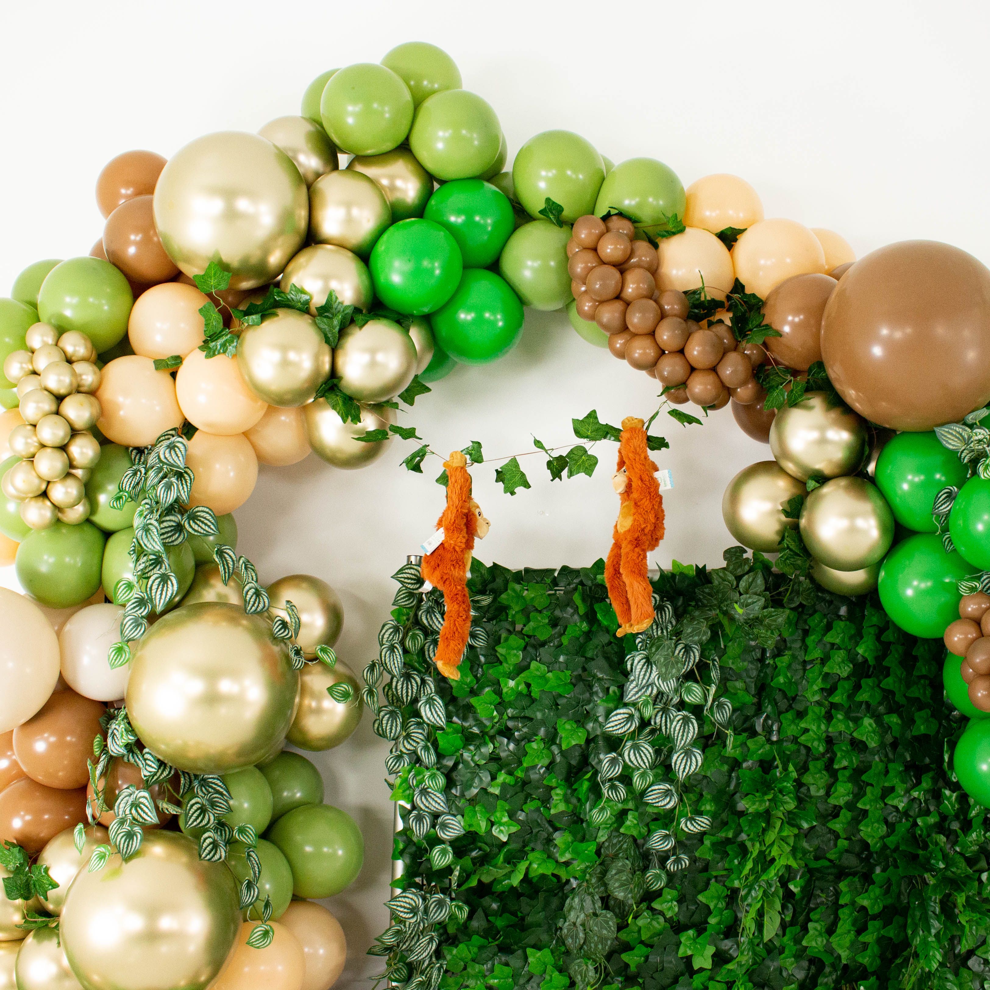 Jungle-theme Display Backdrop