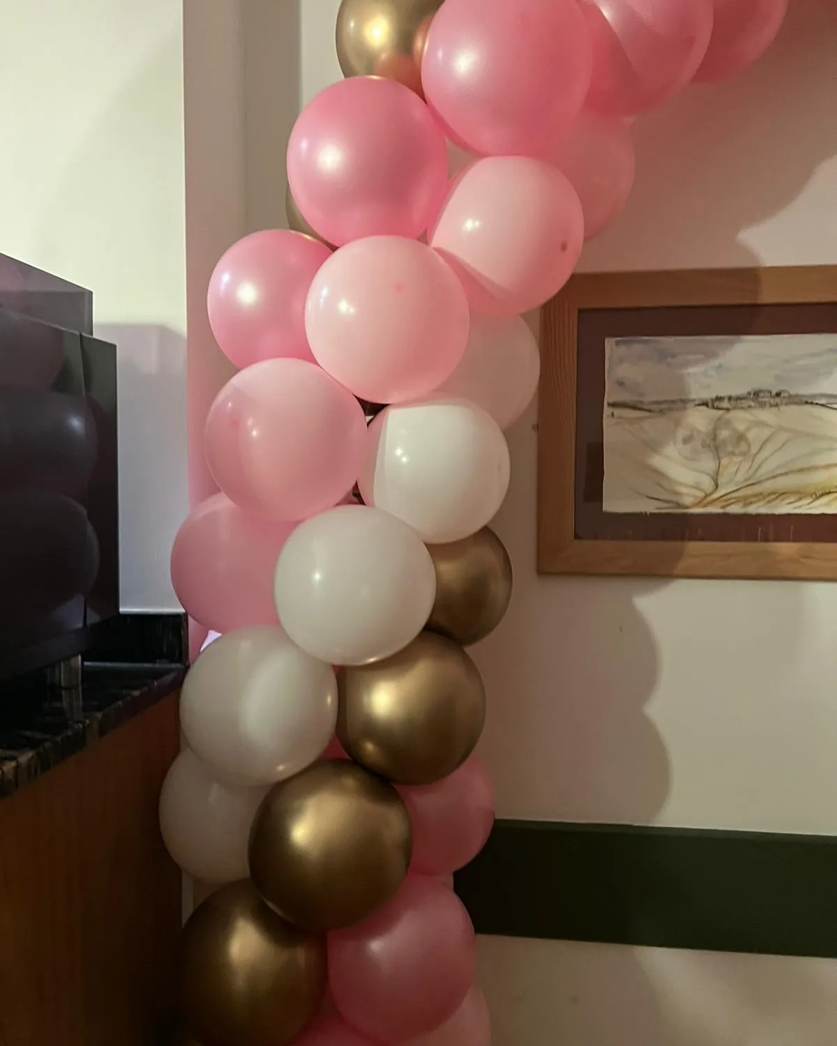 Spiral Balloon Arch (Indoors) in Pink, White and Gold colours