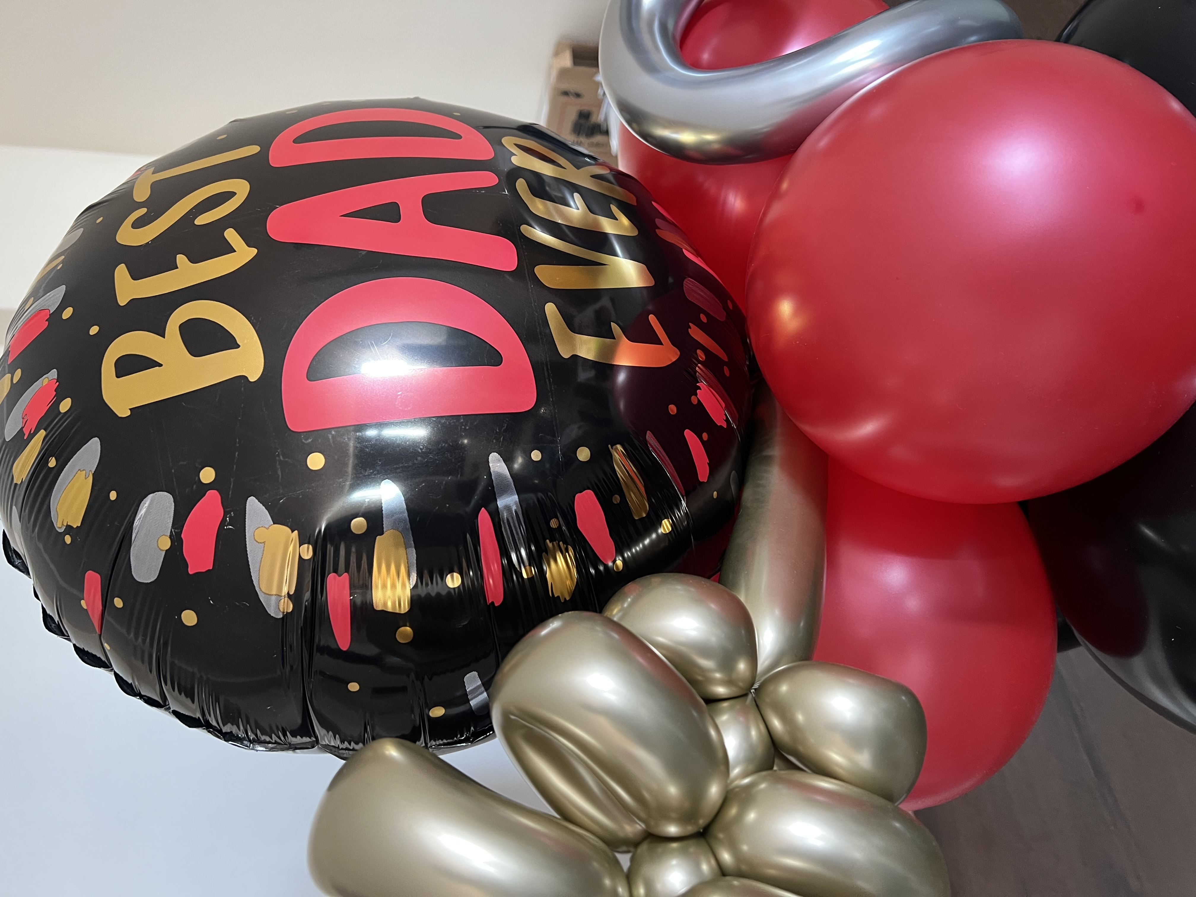 "Best Dad Ever" Father's Day Foil and Latex Balloon Bouquet