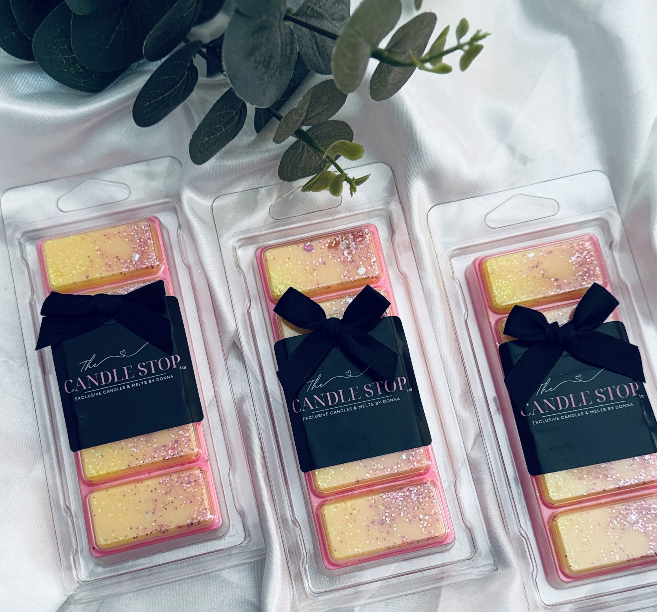 Rhubarb and Custard Snap Bar