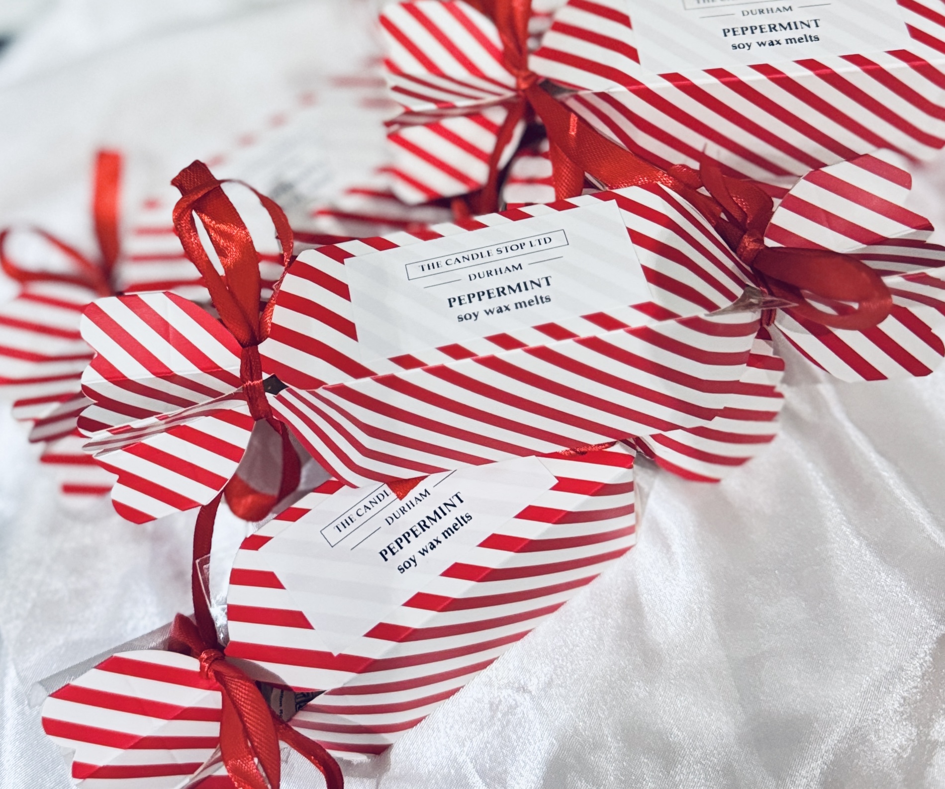 Peppermint Parcel Cracker