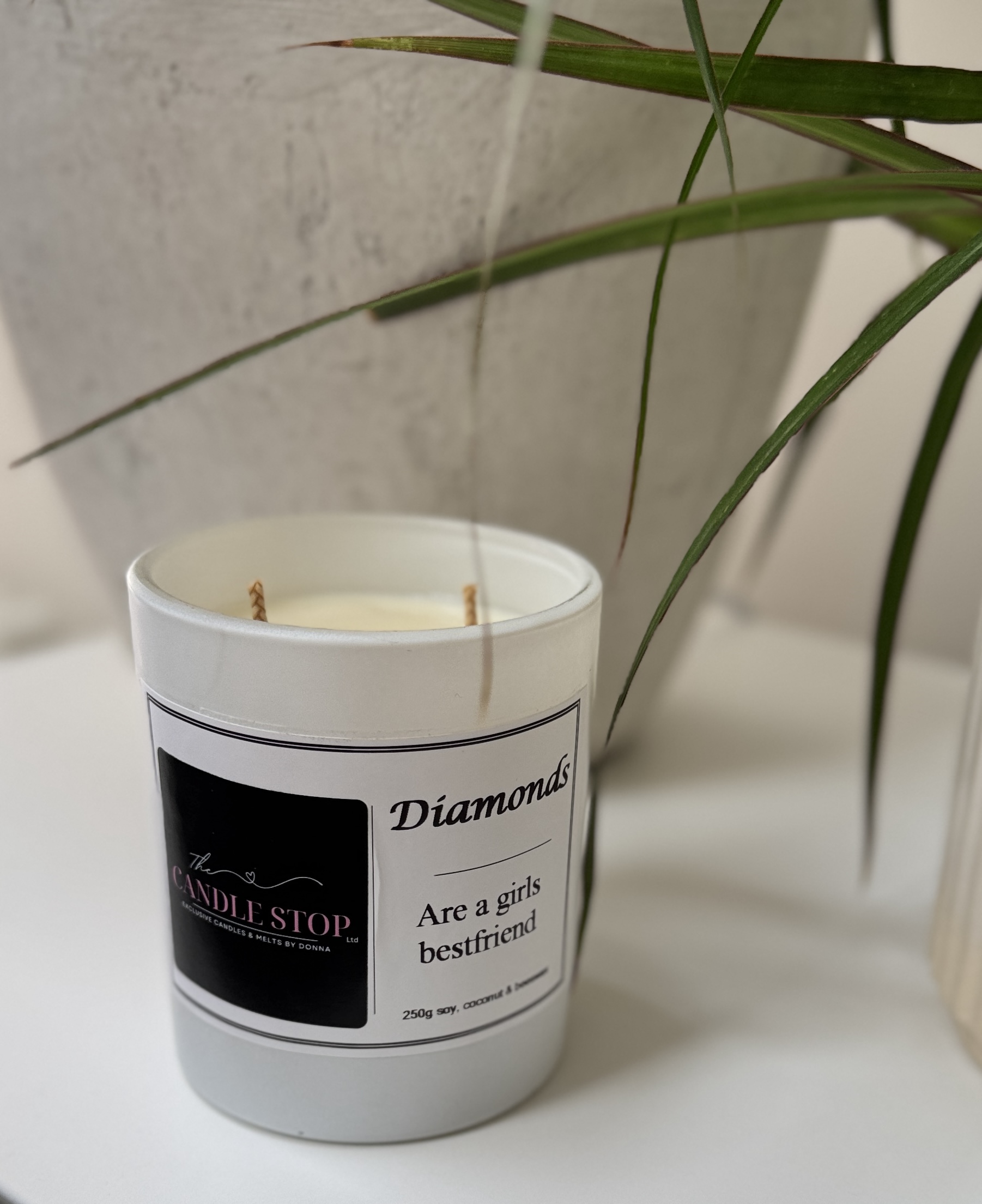 Diamonds 50cl Candle 