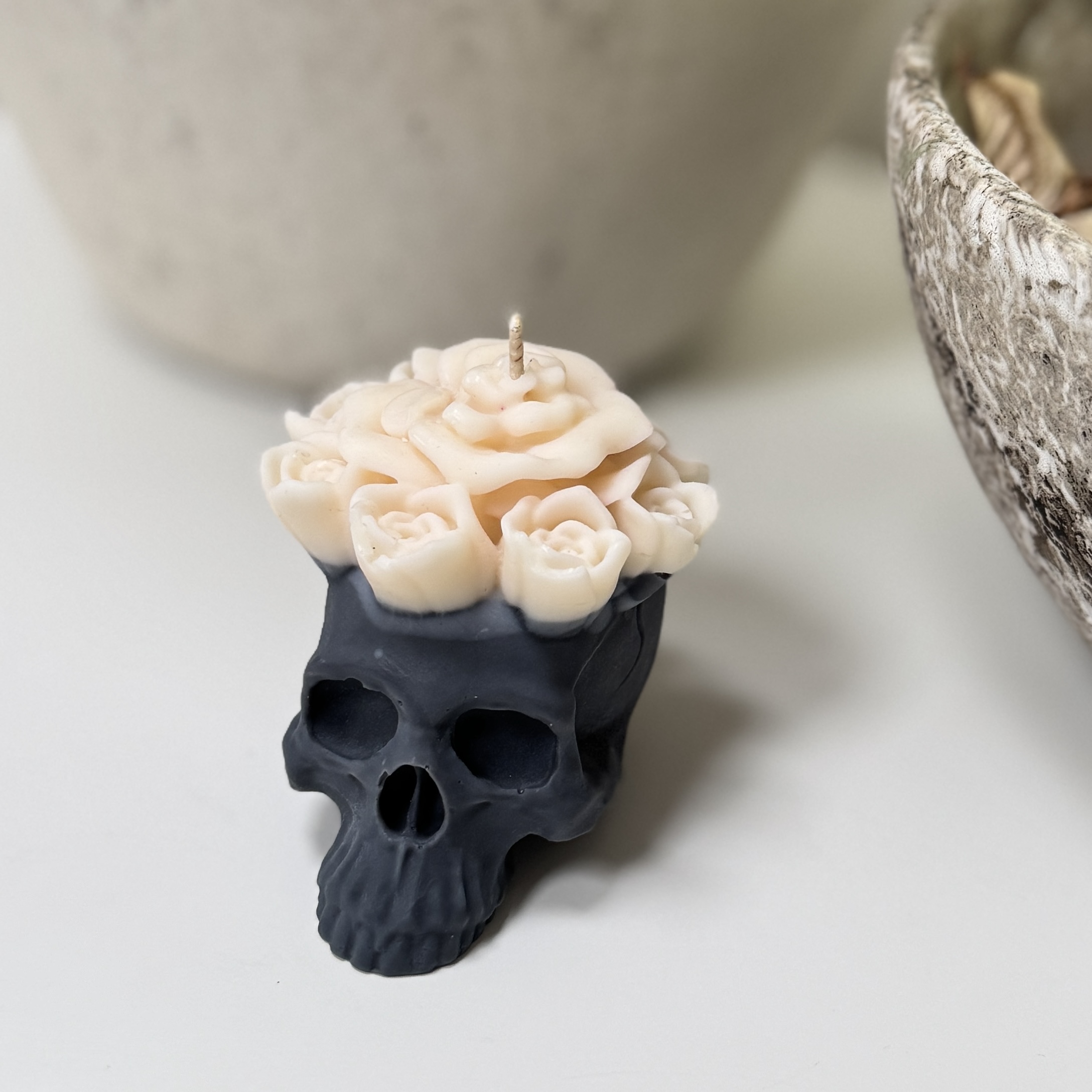 Skull and Roses Candle