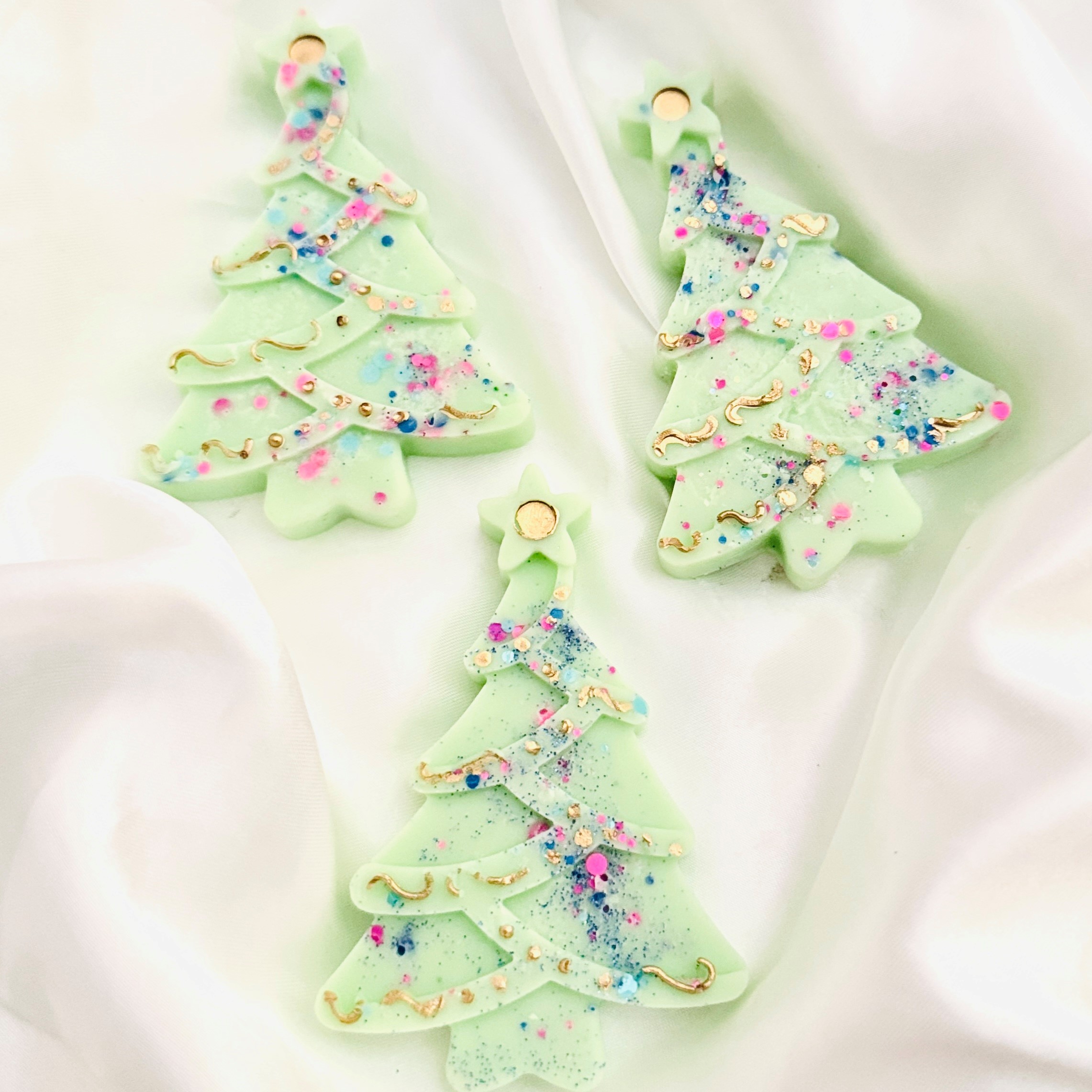 Snowberry & Mistletoe Trees