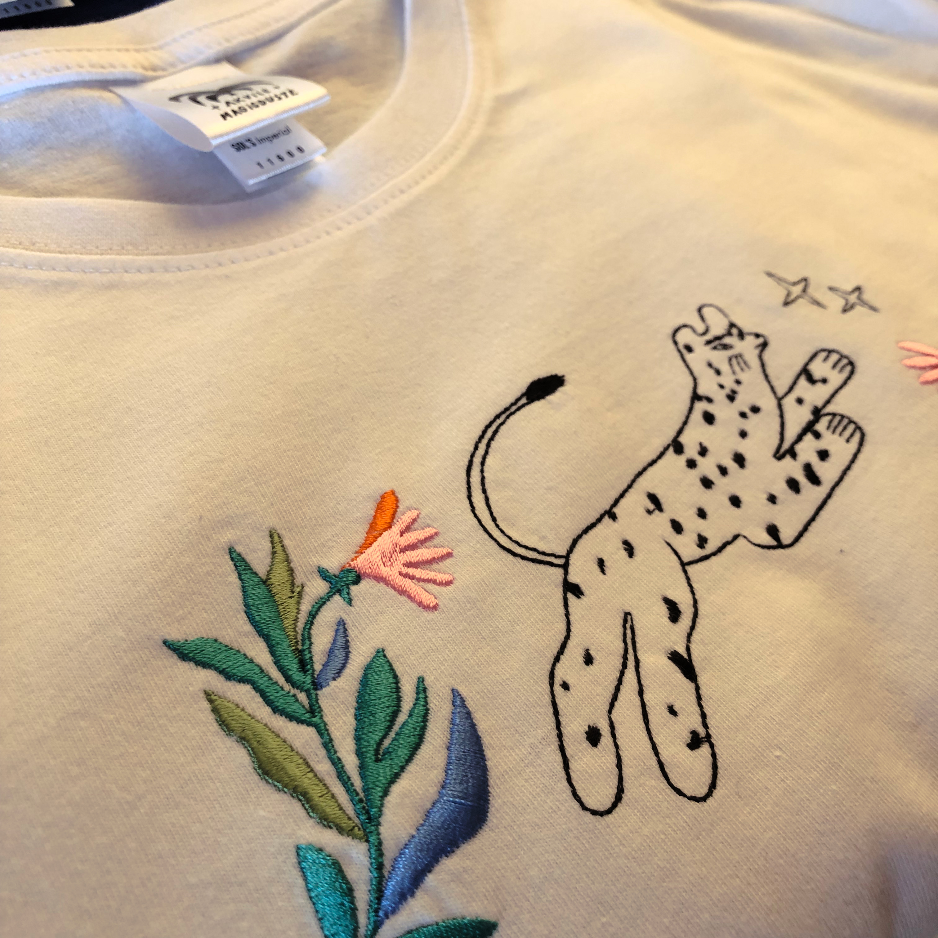 Wild cat t-shirt Cream