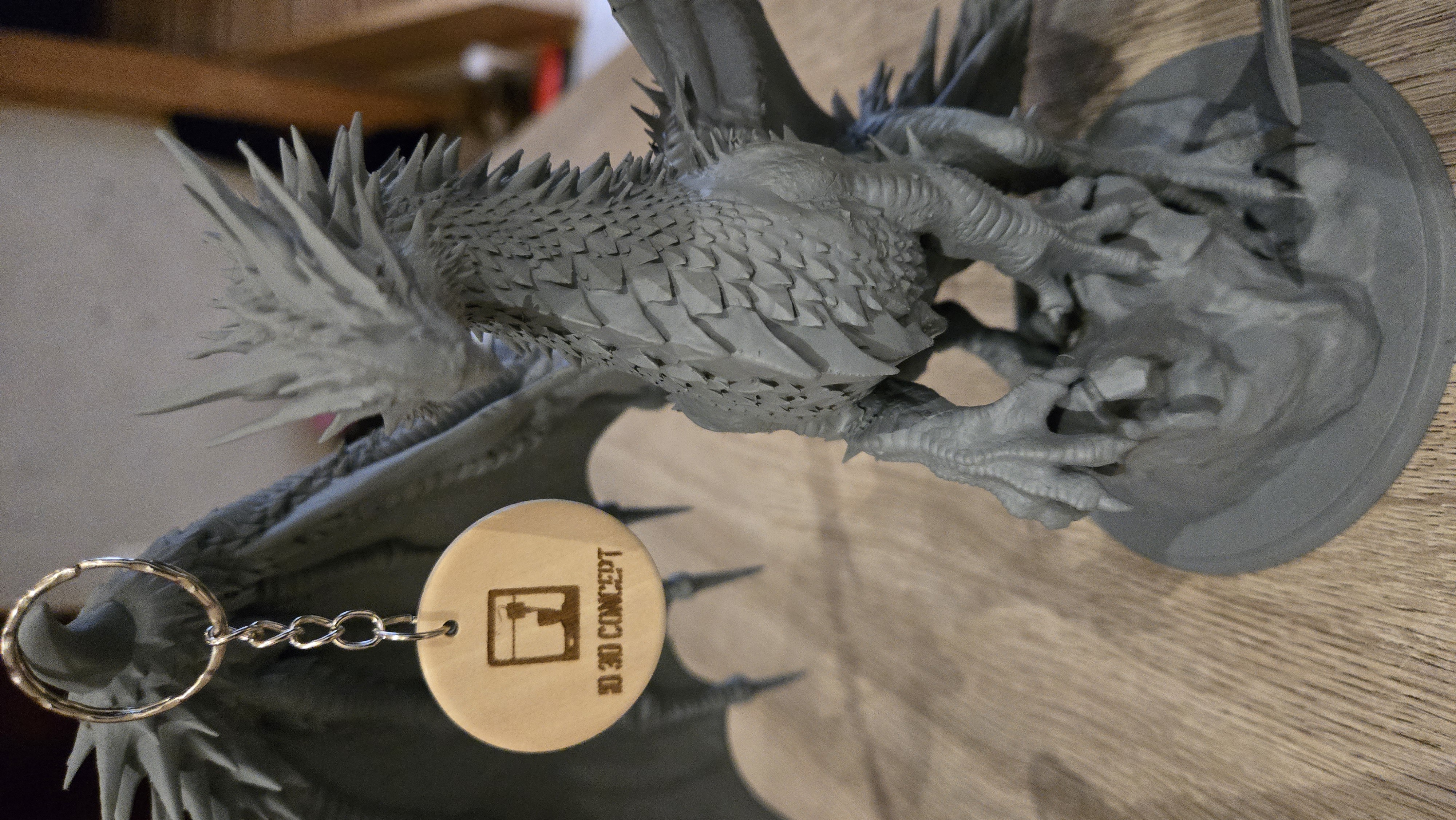 Statue de dragon 36 cm d'envergure