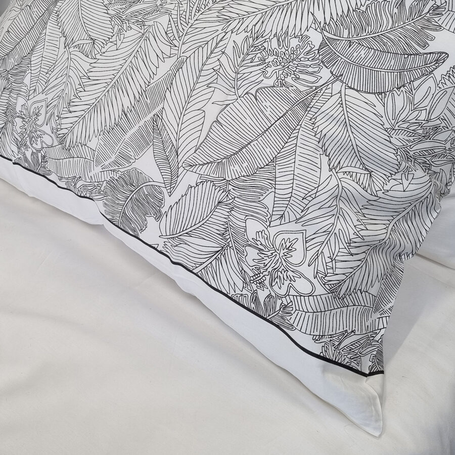 Patalynės komplektas LEAF Black 200x220 cm, 4 dalių