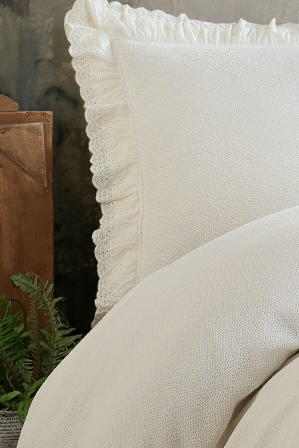 Lovatiesė su pagalvių užvalkalais ESTILA Cream  220x240 cm