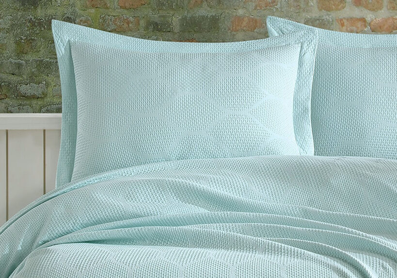Bedspread with pillowcases "VERA" Mint  220x240 cm
