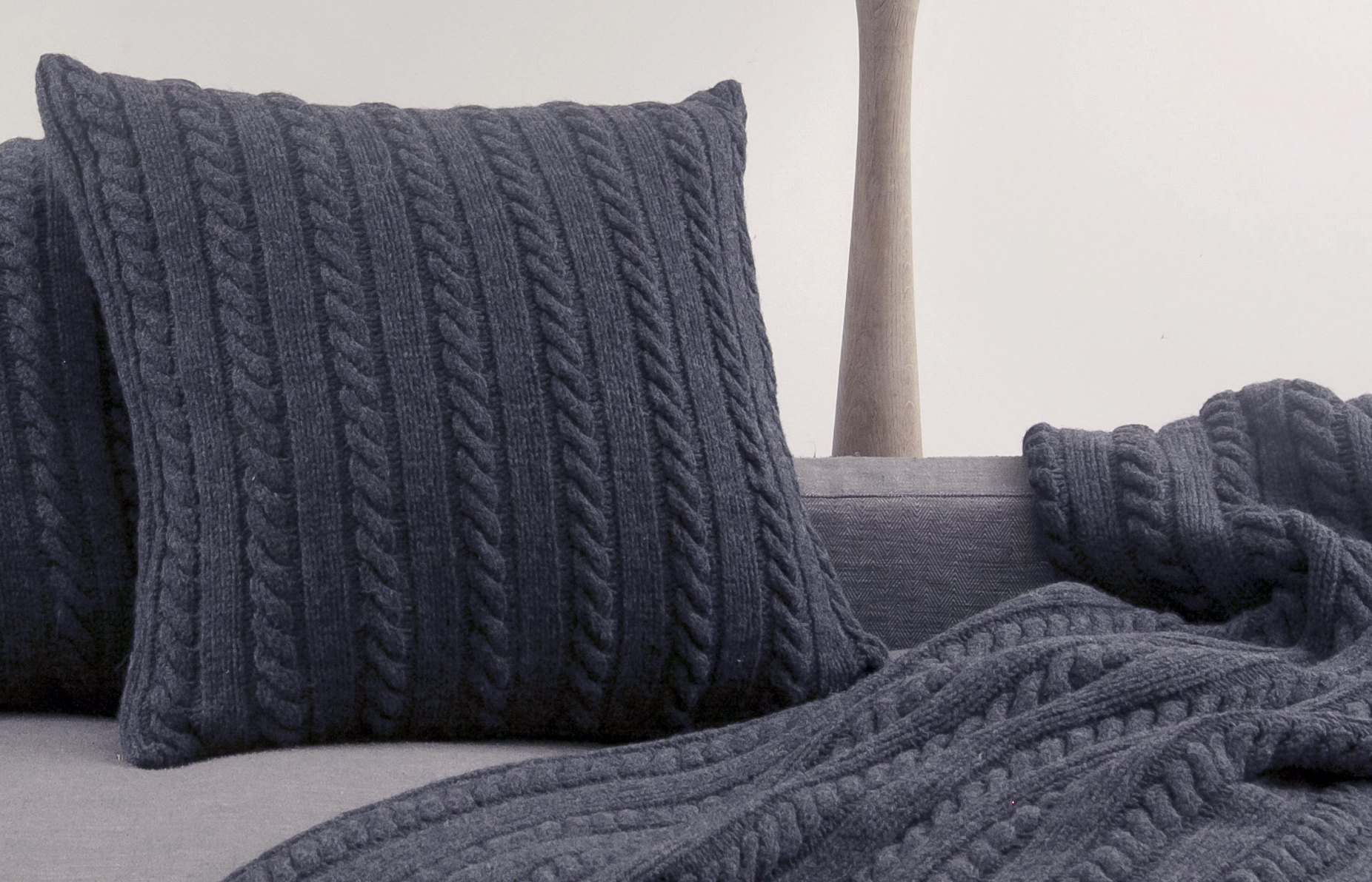 Merino vilnos pledas CLASSIC Black 130x180 cm