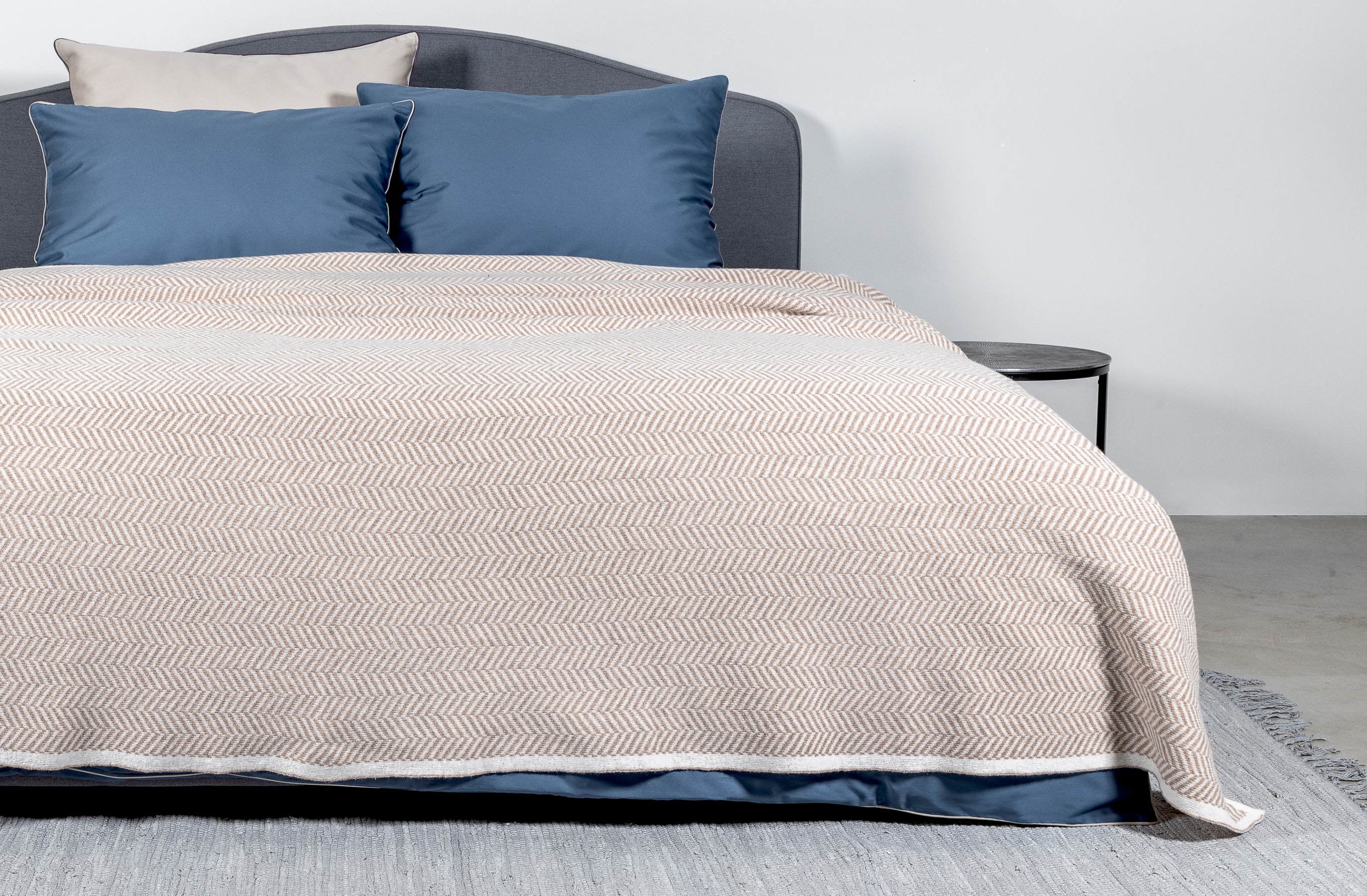 Merino vilnos pledas-užtiesalas CHEVRON Beige 130x180 cm
