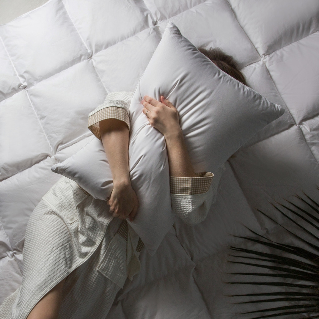 Pagalvė pūkų ir plunksnų 50x70 cm