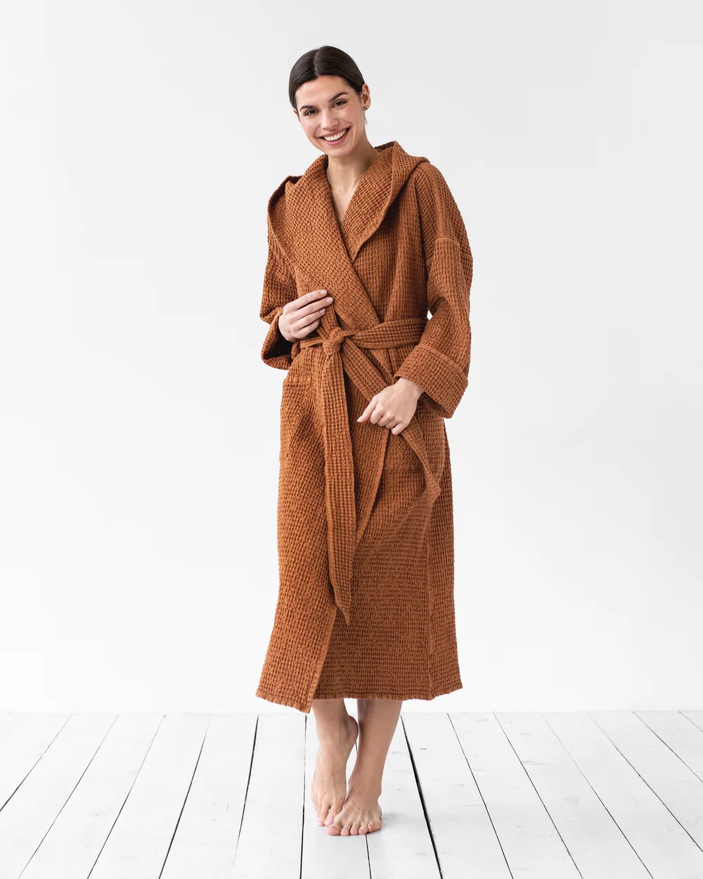 Ilgas lininis chalatas su kapišonu ROBE Cinnamon
