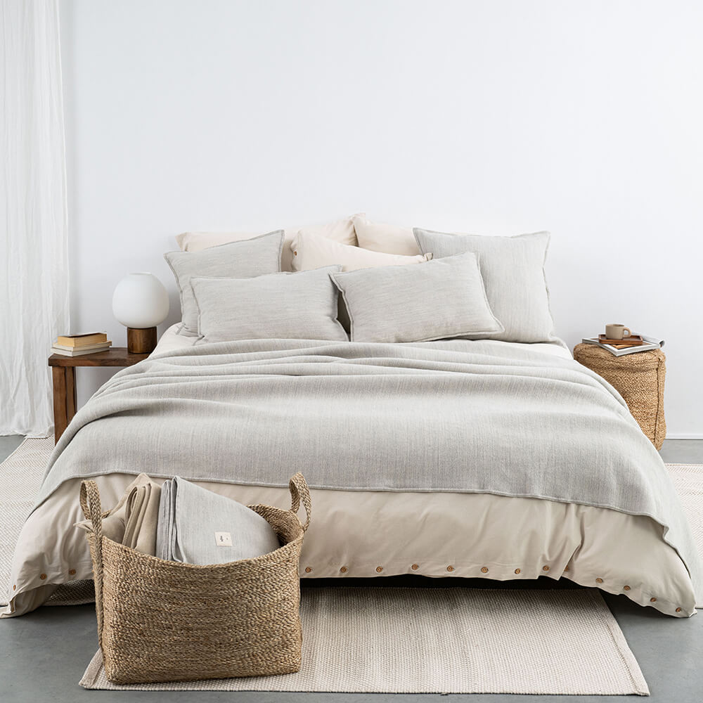 Lovatiesė-pledas WOOL Light Grey 180x240 cm