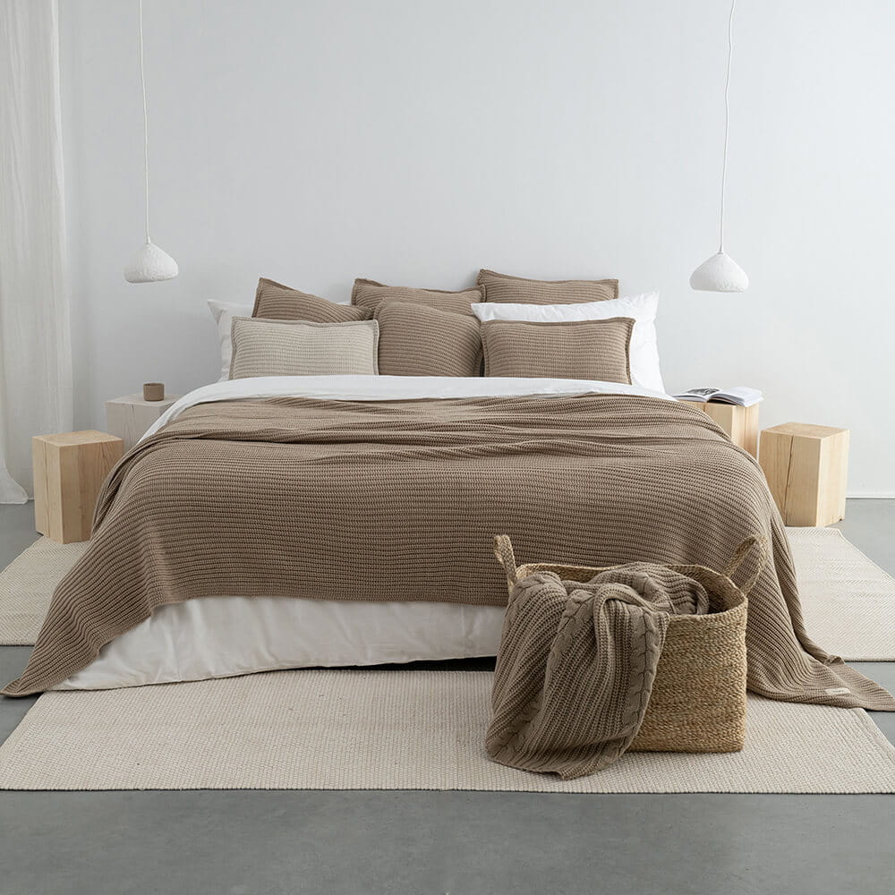 Lovatiesė-pledas WOOLEN WEAVE Taupe