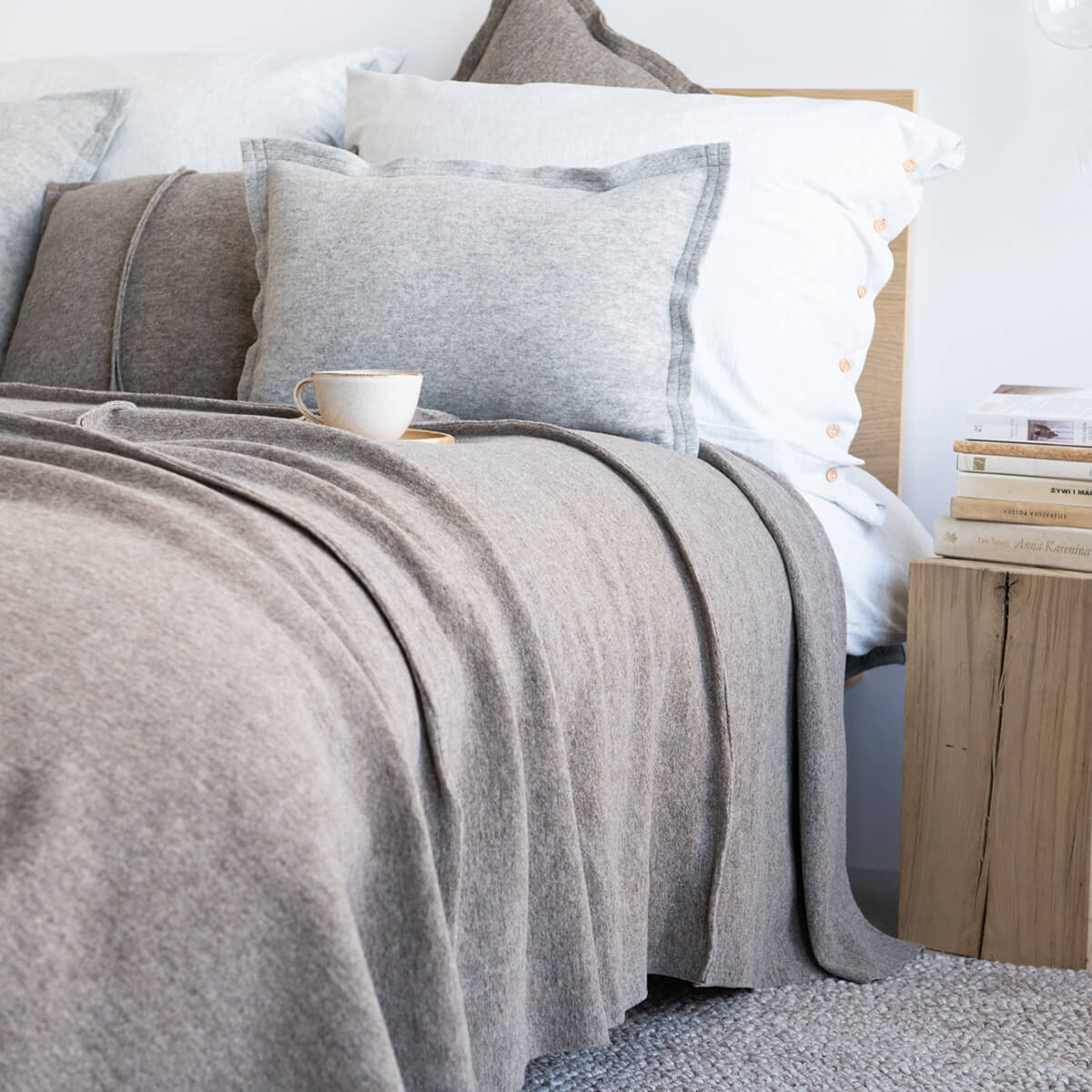 Lovatiesė WAVE Taupe