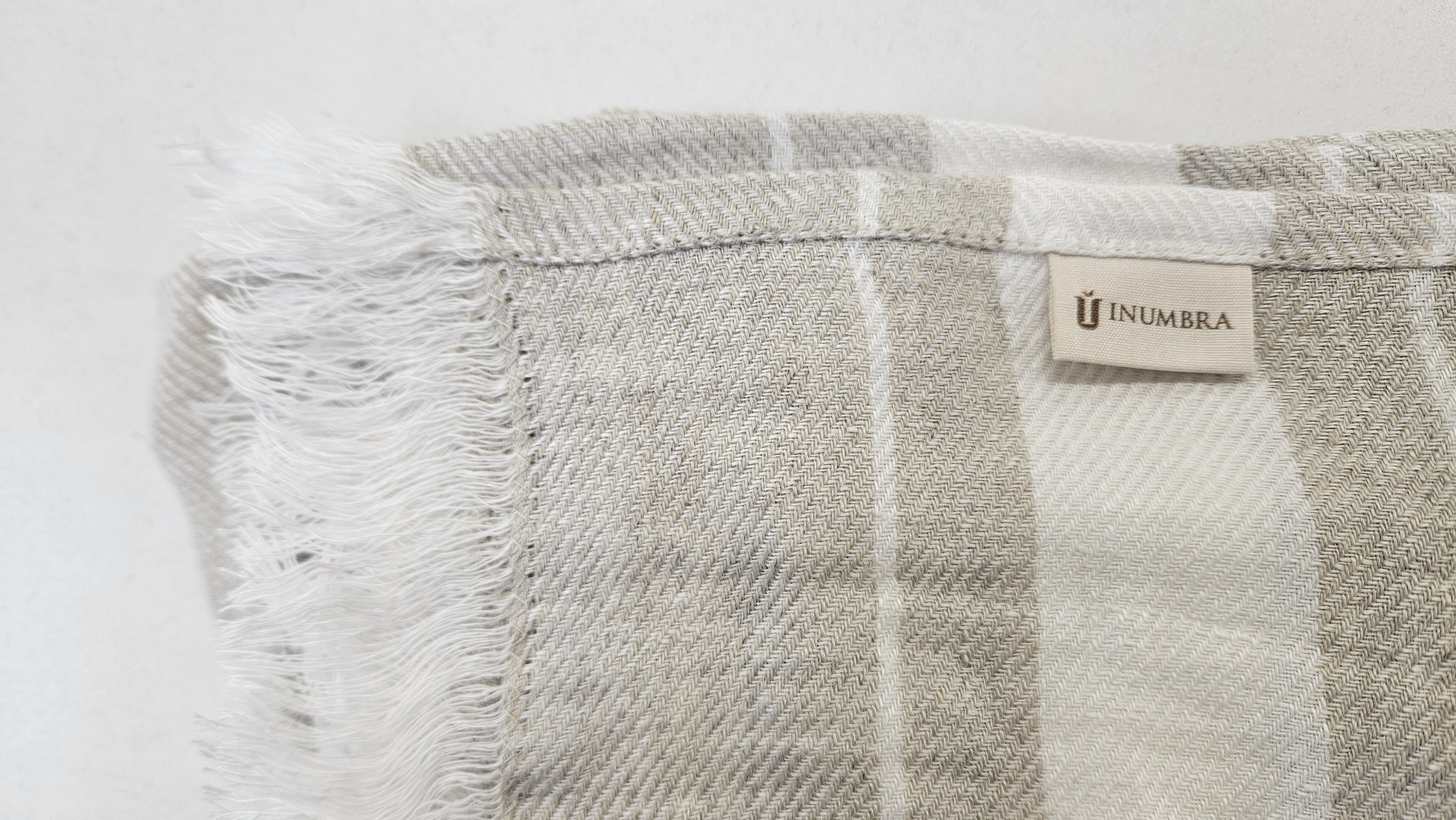 Paplūdimio rankšluostis-patiesalas NIDA 1 Taupe-White, 115x200 cm