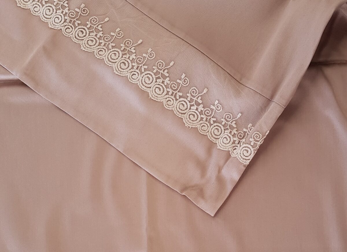 Patalynės komplektas ROMANTICA Karamel 220x200 cm, 3 dalių