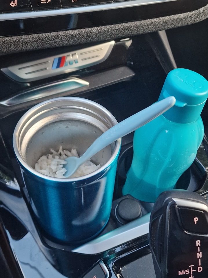 Vaikiškas šaukštelis su dėkliuku