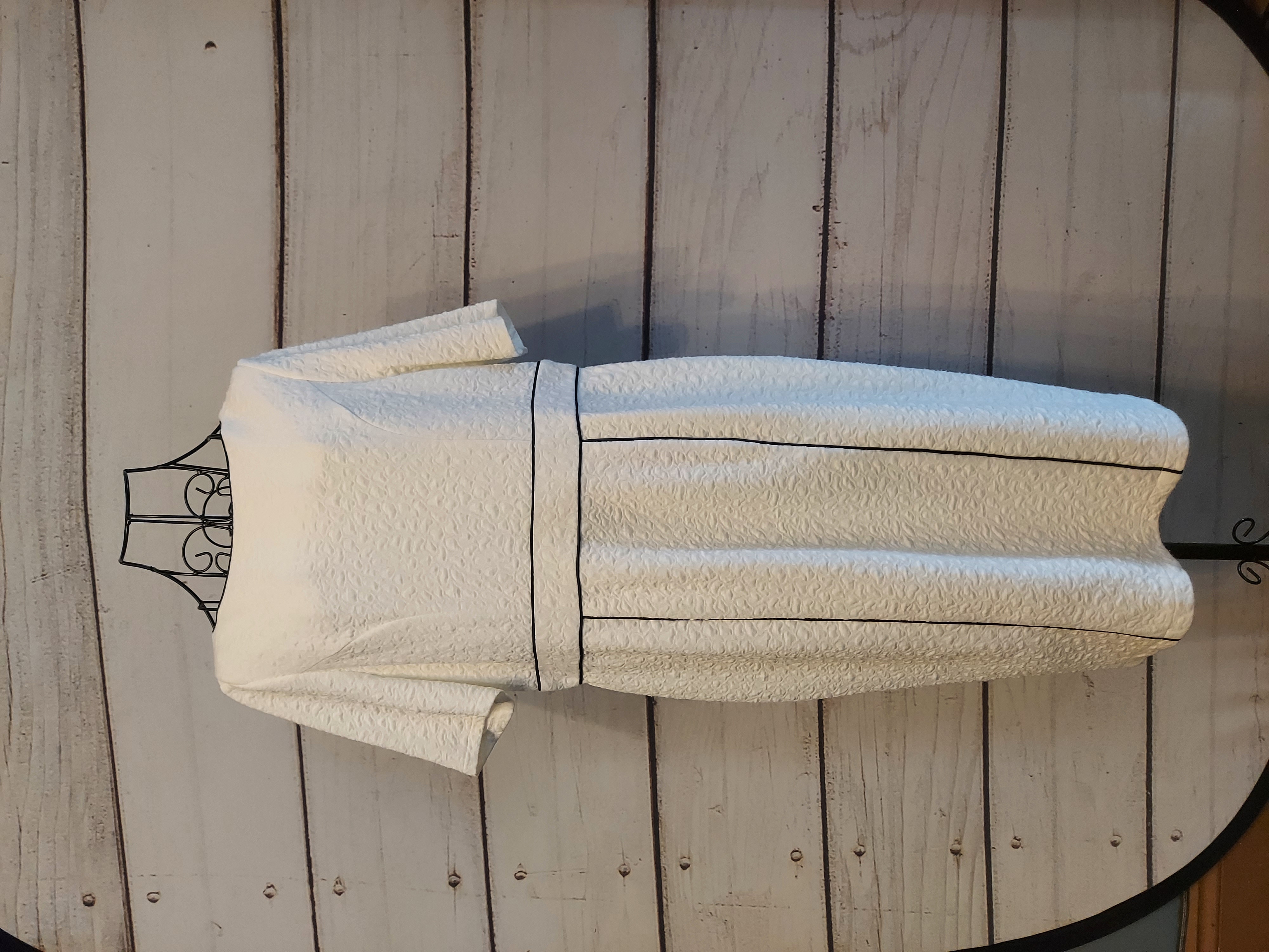 Peruna white formal dress size 16