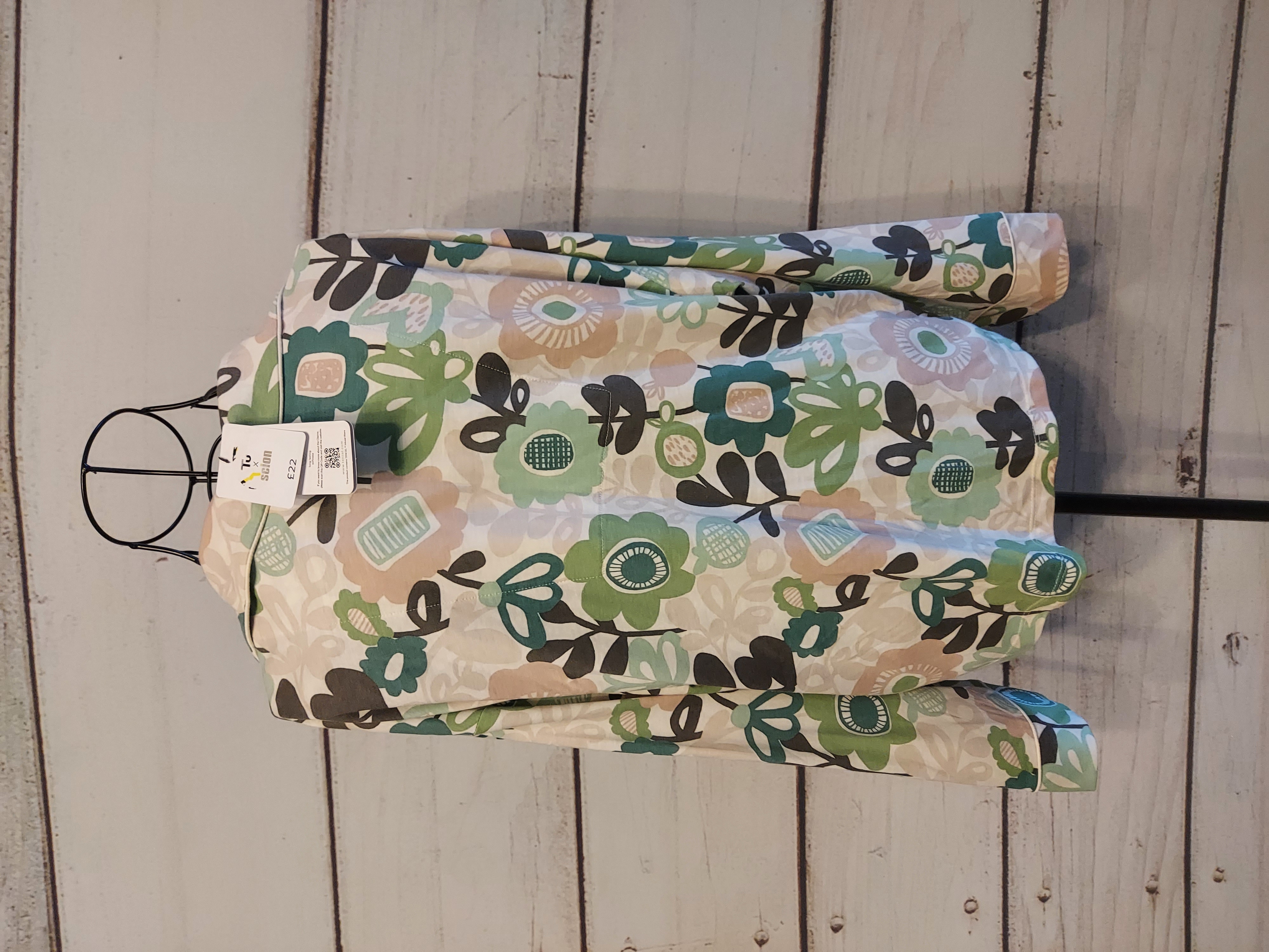 Tu pyjama size 8