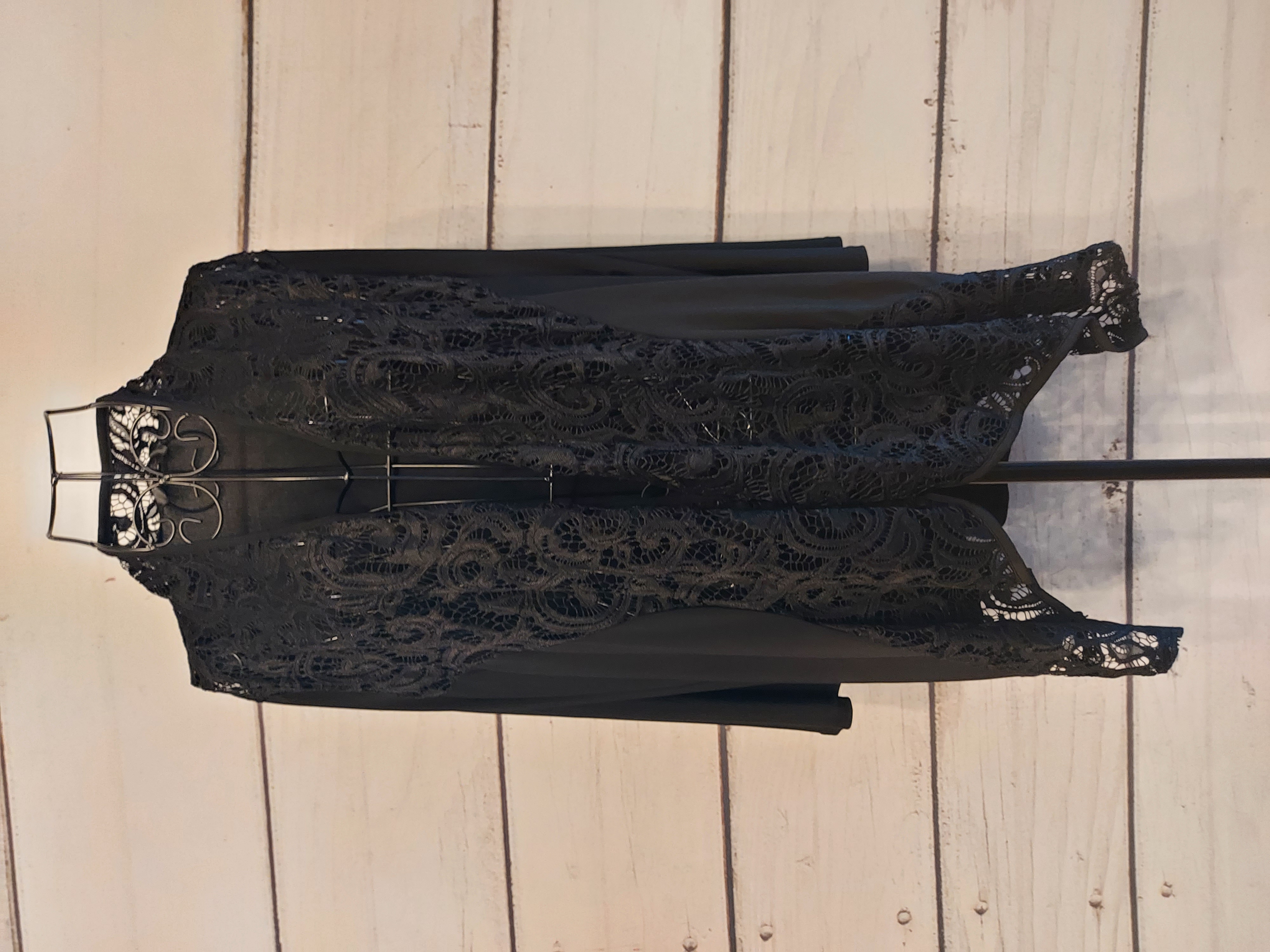 Nicole Collection black cardigan 3/4 sleeves size L (16-18)