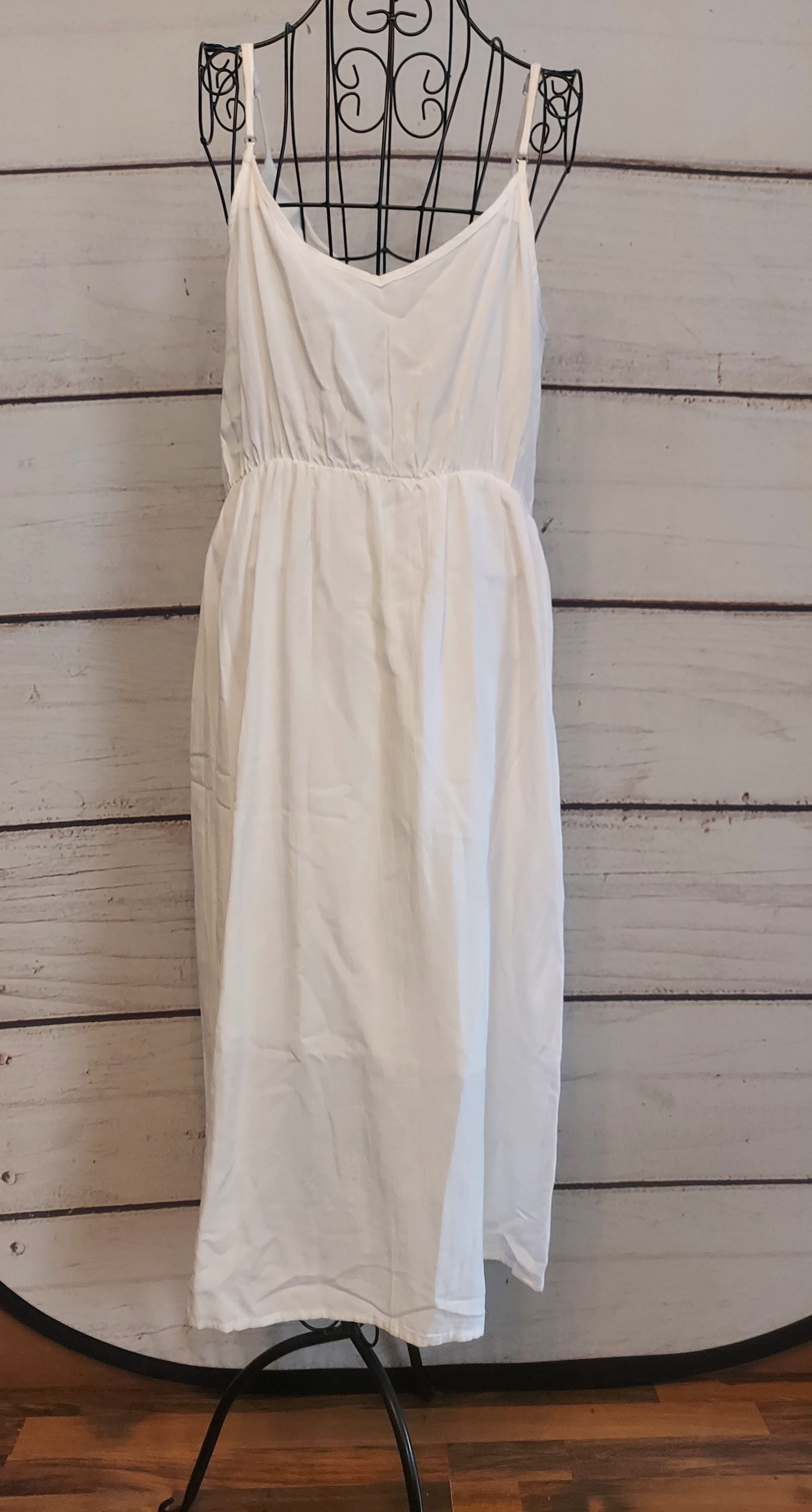 Papaya white dress buttons up size 14