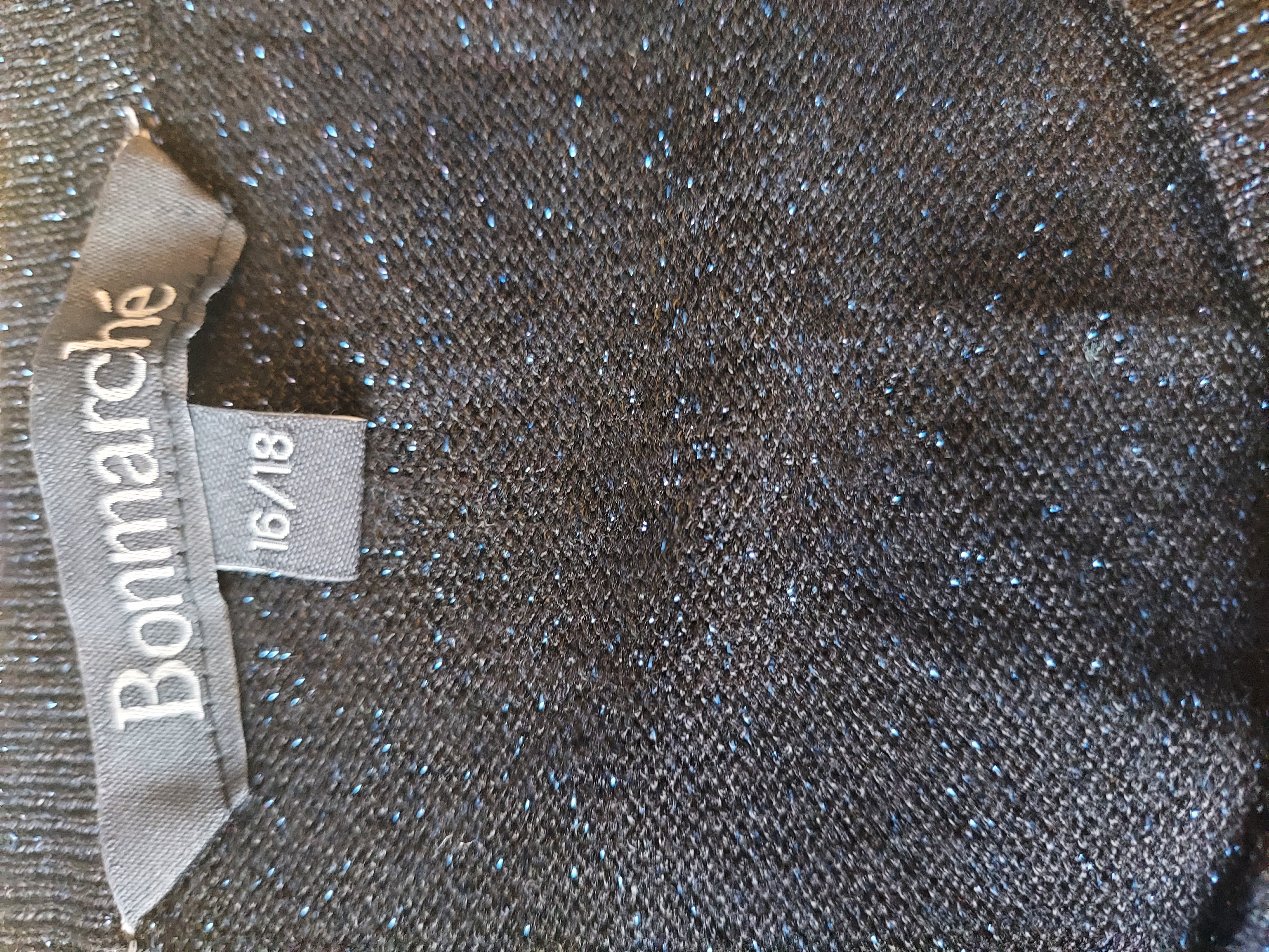 Bonmarche sweater buttons up black size 16/18