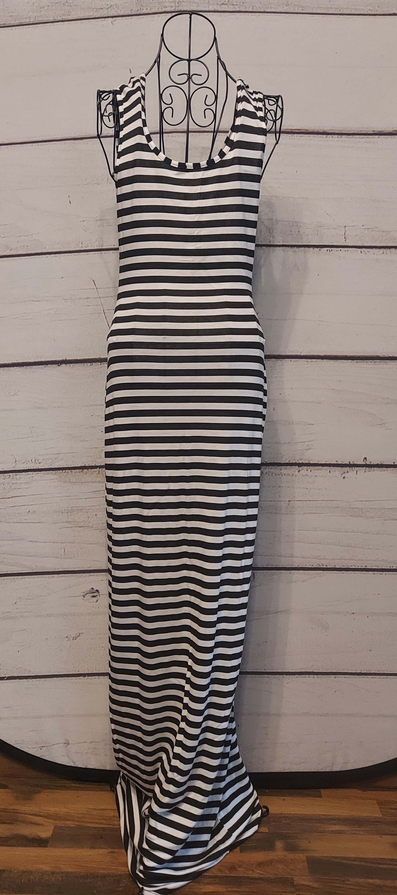 Boohoo tall stripe (white and black)maxi dress size 12